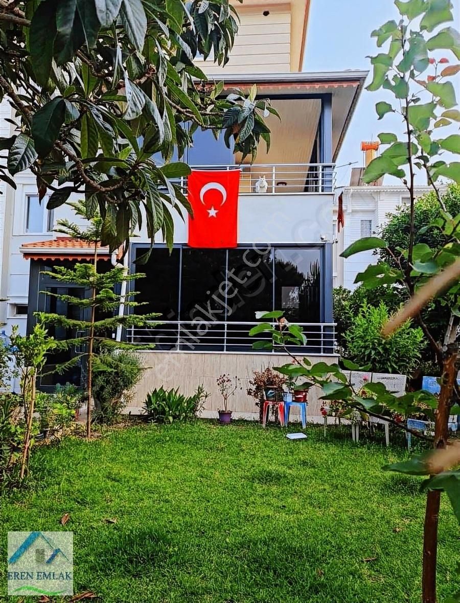 Serik Boğazkent Satılık Villa Antalya Serik Boğazkent Sitesi tripleks villa satılık