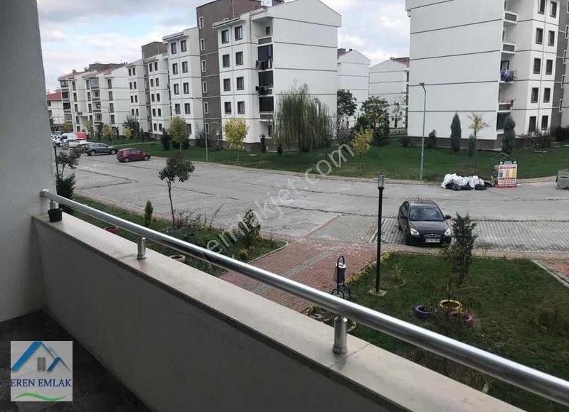 Sapanca Gazipaşa Kiralık Daire Sapanca Yeni Toki'de 3+1 eşyalı giriş kat kiralık