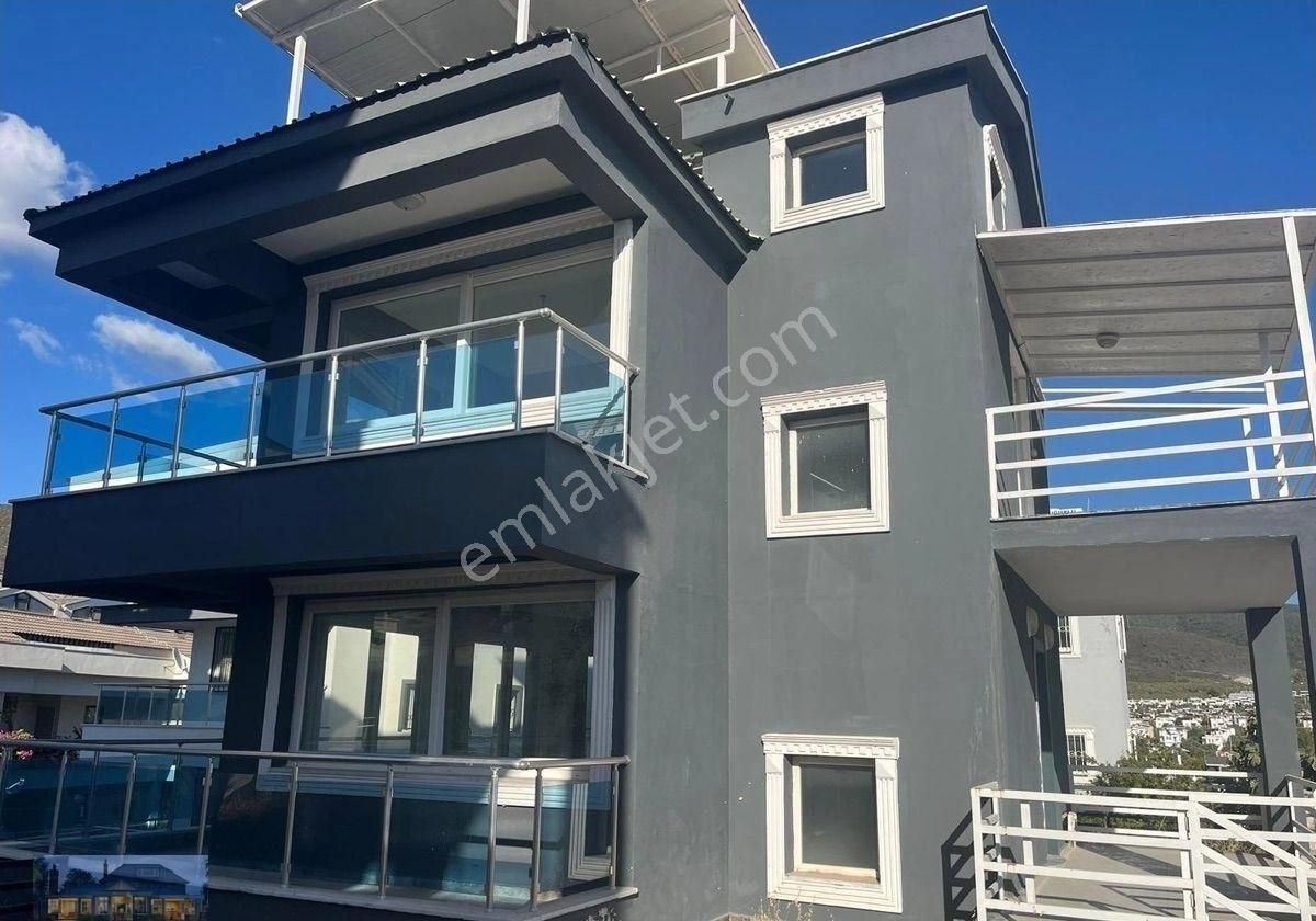 Didim Akbük Satılık Villa Site içerisinde 4+1 müstakil villa