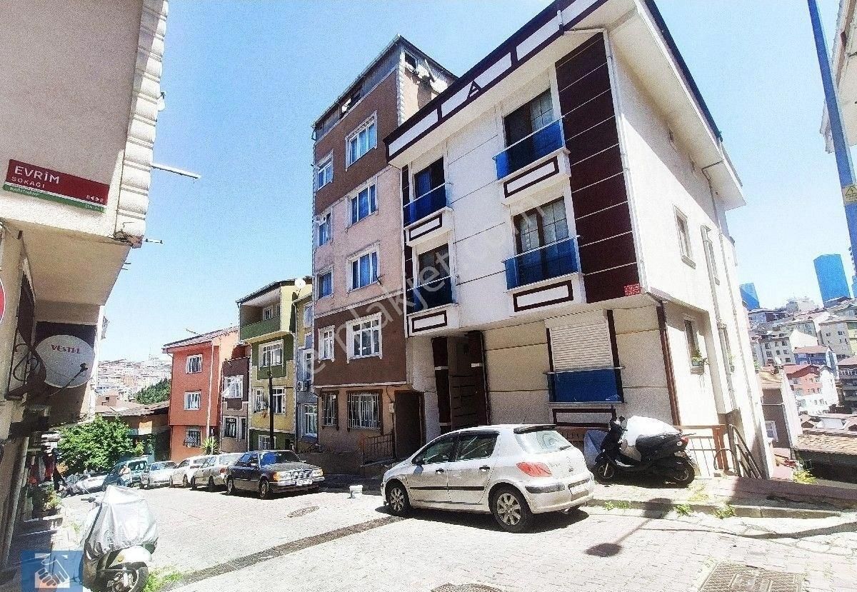 Kağıthane Harmantepe Satılık Daire KAĞITHANE GÜLTEPE HARMANTEPE MAH.'NDE 2+1 BAHÇE KATI İSKÂNLI SATILIK DAİRE