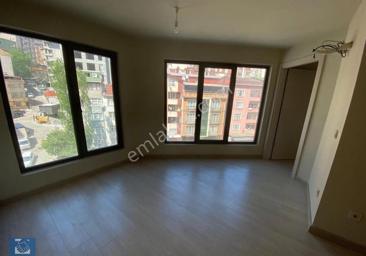 Şişli Gülbahar Kiralık Daire ŞİŞLİ NEF25 FLATS RESIDENCE DA BOŞ ÖN CEPHE AVANTAJLI KİRALIK