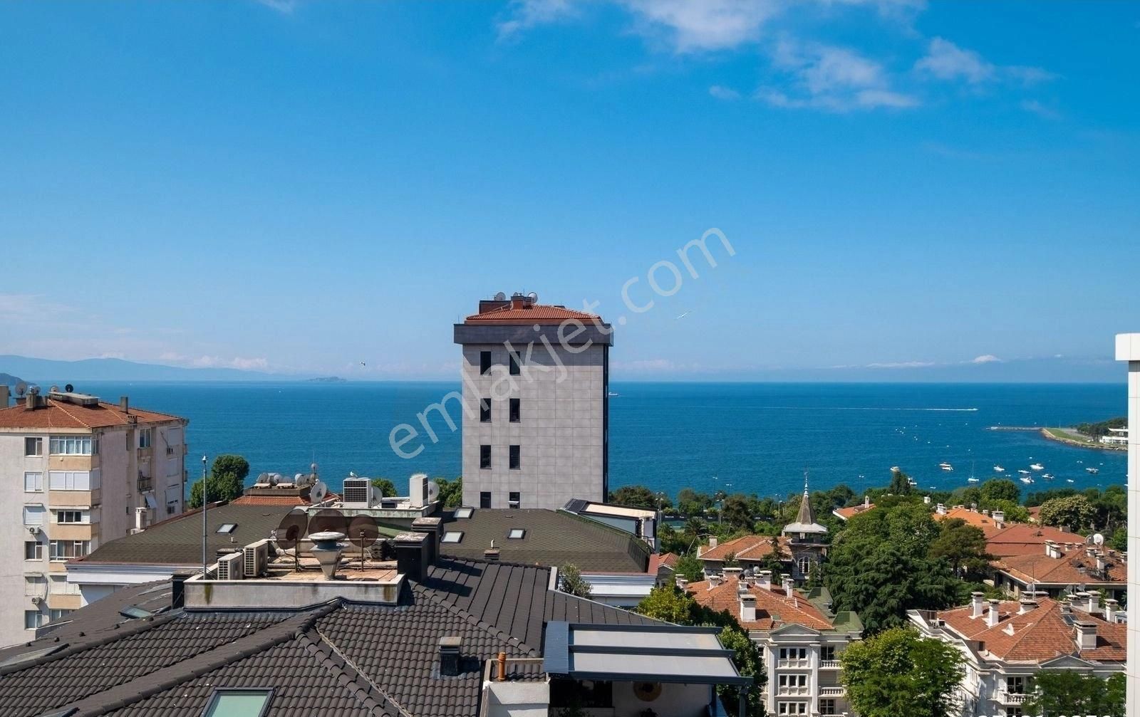 Kadıköy Caddebostan Satılık Daire Büyük Kulüp Karşısı & Çiftehavuzlar’da, Manzaralı Özel Tasarım Dubleks %