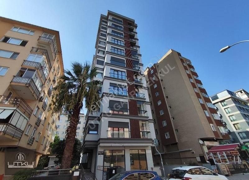 Kadıköy Sahrayı Cedit Satılık Daire UTKE'DAN ATATÜRK CADDESİNE KOMŞU EBEVEYNLİ BALKONLU 135m2 3+1 !!