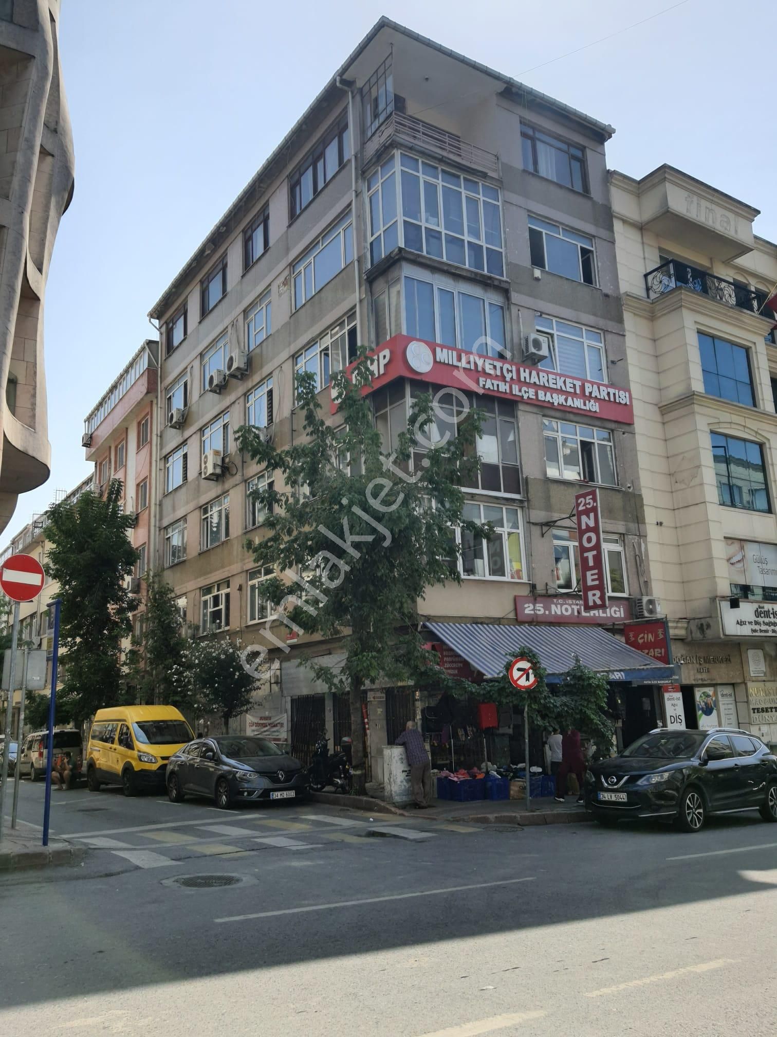 Fatih Akşemsettin Kiralık Büro Akdeniz Caddesi Üzerinde Kiralık Geniş İşyeri!