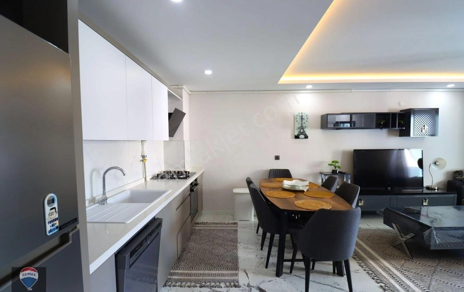 Kuşadası Havuzlu Yeni Site İçinde Ful Yeni Eşyalı Daire - Görsel 20