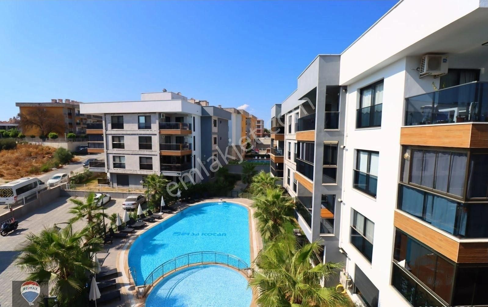 Kuşadası Havuzlu Yeni Site İçinde Ful Yeni Eşyalı Daire - Görsel 12