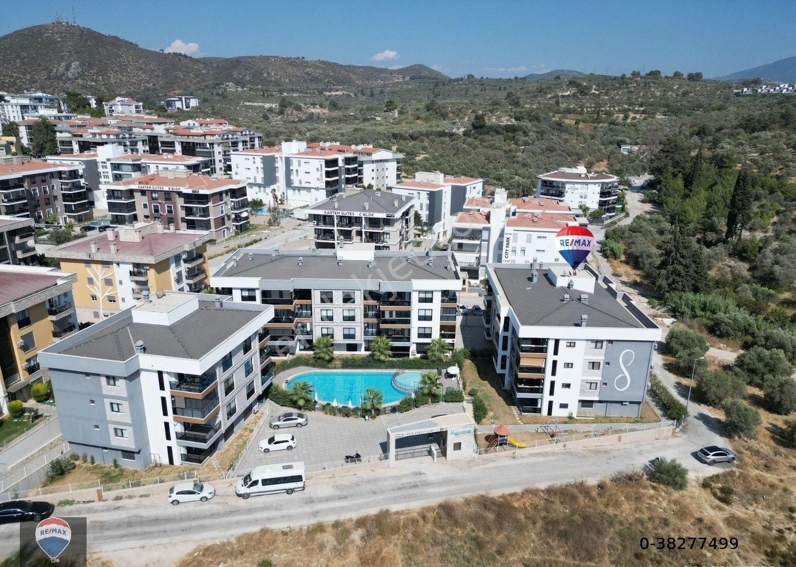 Kuşadası Havuzlu Yeni Site İçinde Ful Yeni Eşyalı Daire - Görsel 8