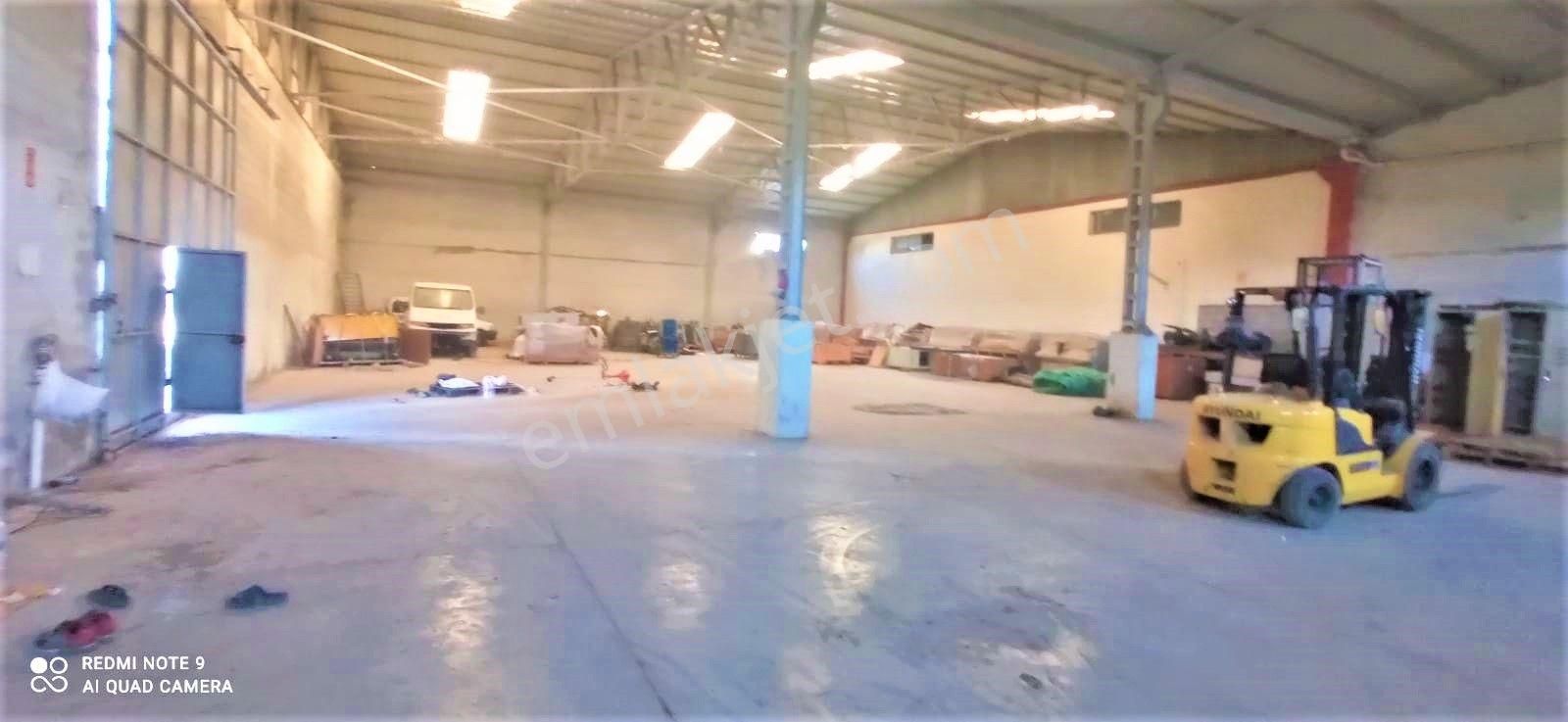 Zorlu Gayrimenkul'den Organize Sanayide 1500m2 Sadece Depolama Amaçlı - Görsel 3