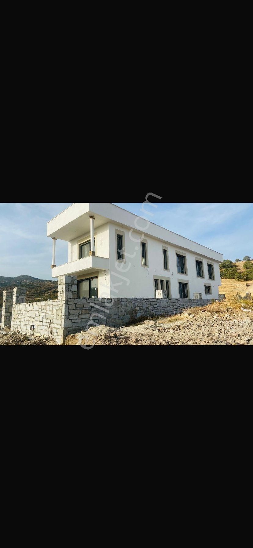 Bergama Bahçelievler Satılık Villa TAM MÜSTAKİL VİLLA