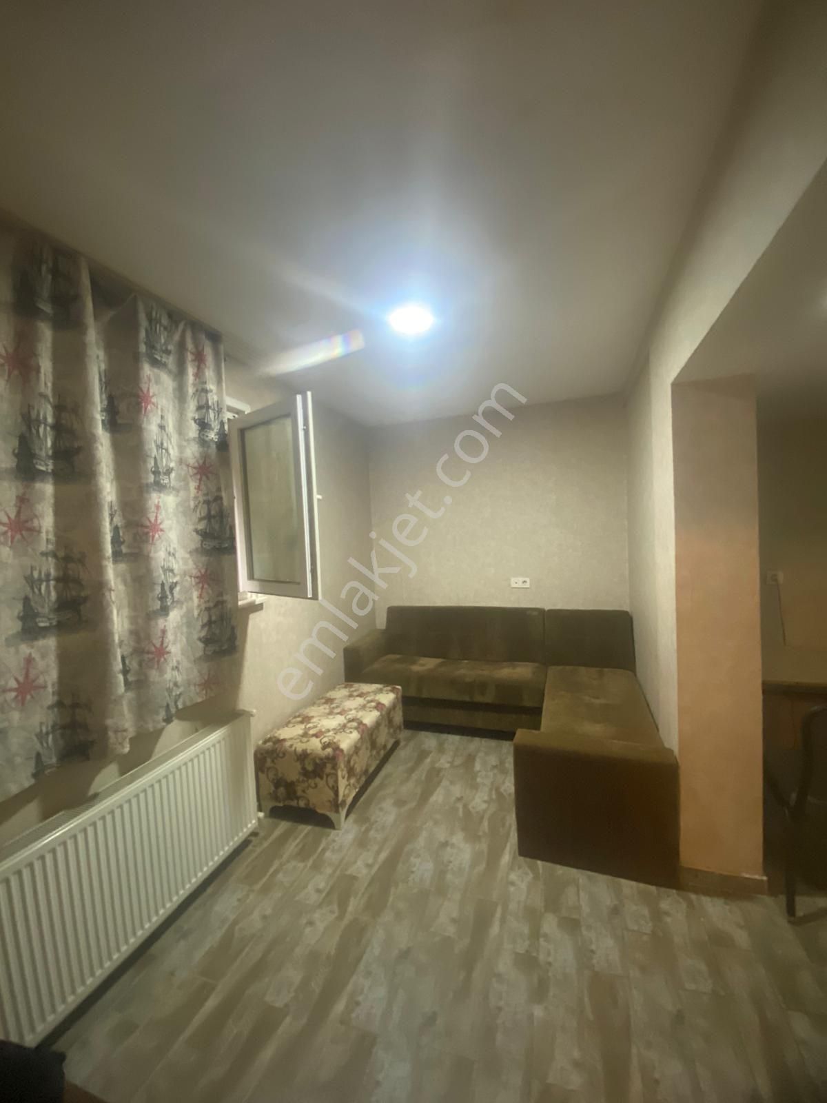 Ataşehir Kayışdağı Kiralık Daire yeditepe üniversitesine 5 dk yürüme 1+1 ful eşyalı hersey dahil kiralik daire