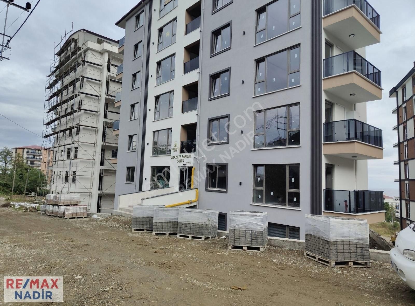 Giresun Merkez Erikliman Satılık Daire REMAX NADİR ERİKLİMAN'DA YATIRIMCISINA DOĞA MANZARALI 69 M2 1+1