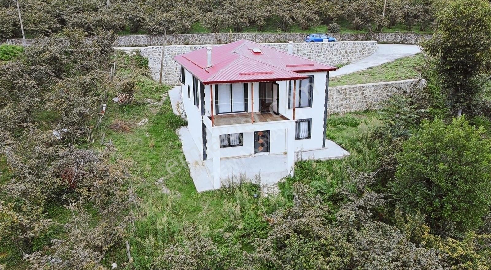 Piraziz Kaleyanı Satılık Villa Remax Nadir'den Piraziz'de Doğa Ve Deniz Manzaralı Satılık Villa