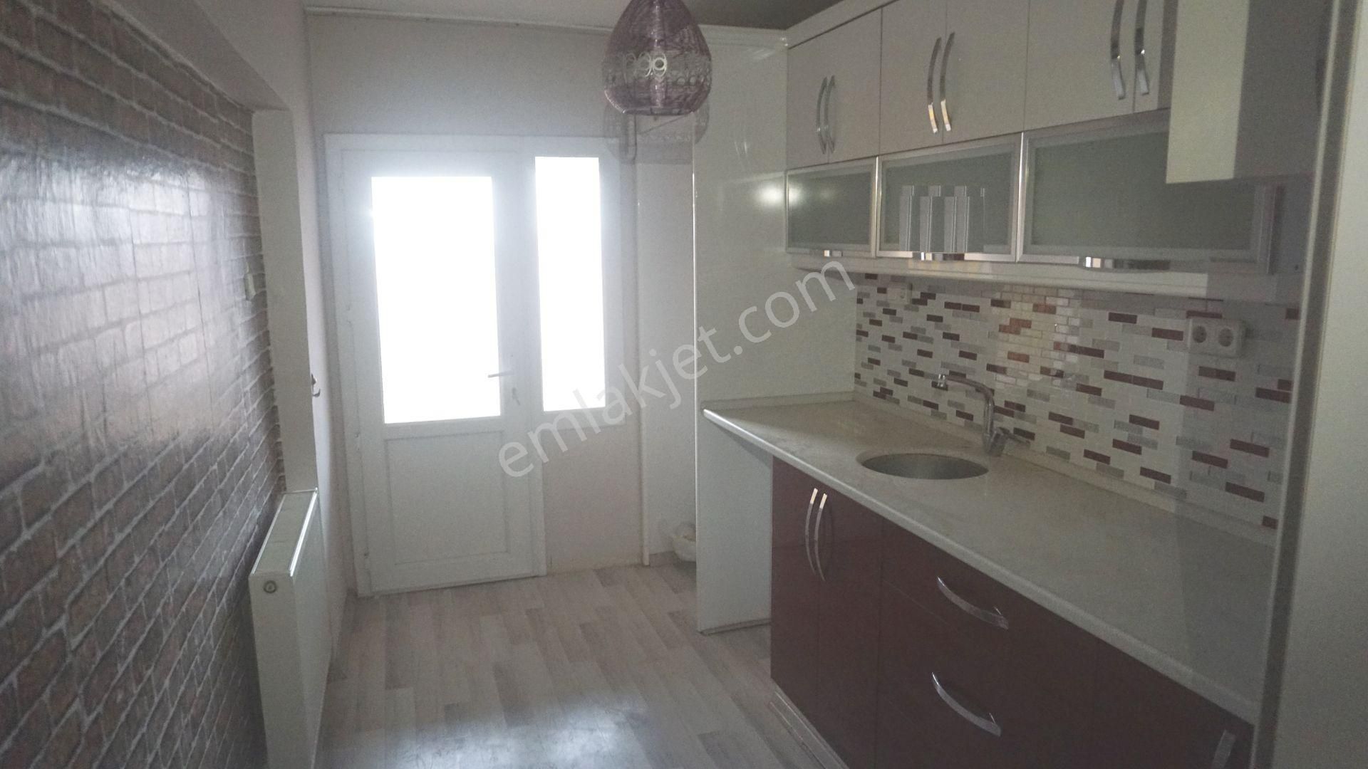 Çiğli Egekent Site İçerisinde Kiralık Daire  EGEKENTTE KİRALIK 3+1 DOĞALGAZLI+BALKONLU+ASANSÖRLÜ ÇİĞLİ SERKAN