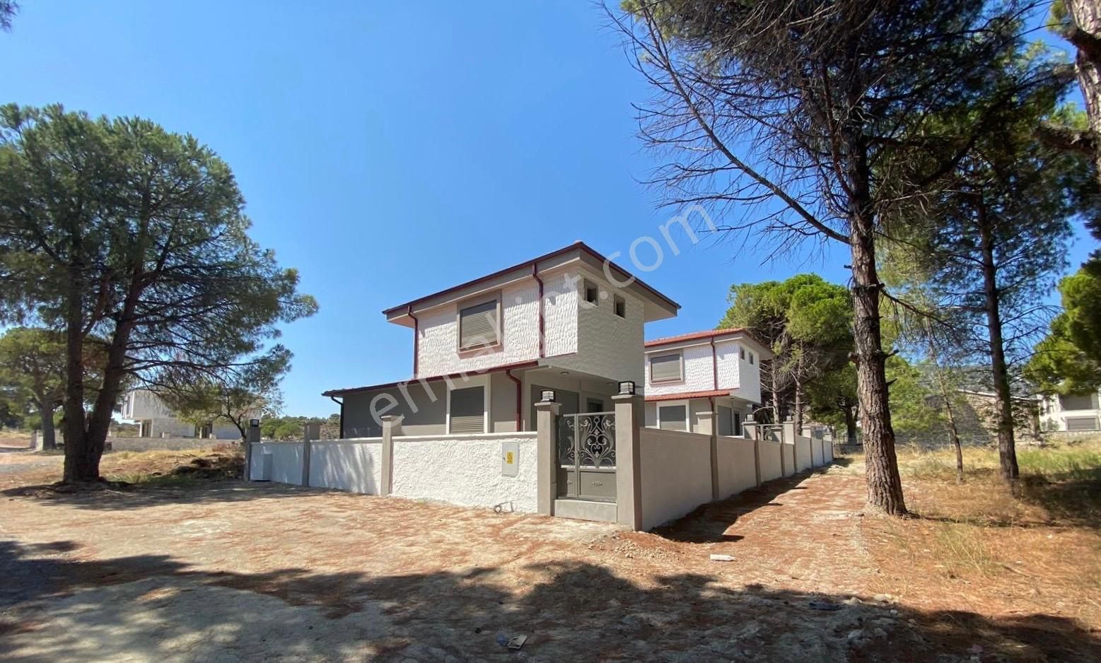 Karaburun Mordoğan Satılık Villa  MORDOĞAN SATILIK DOĞA İLE İÇ İÇE LÜX VİLLA