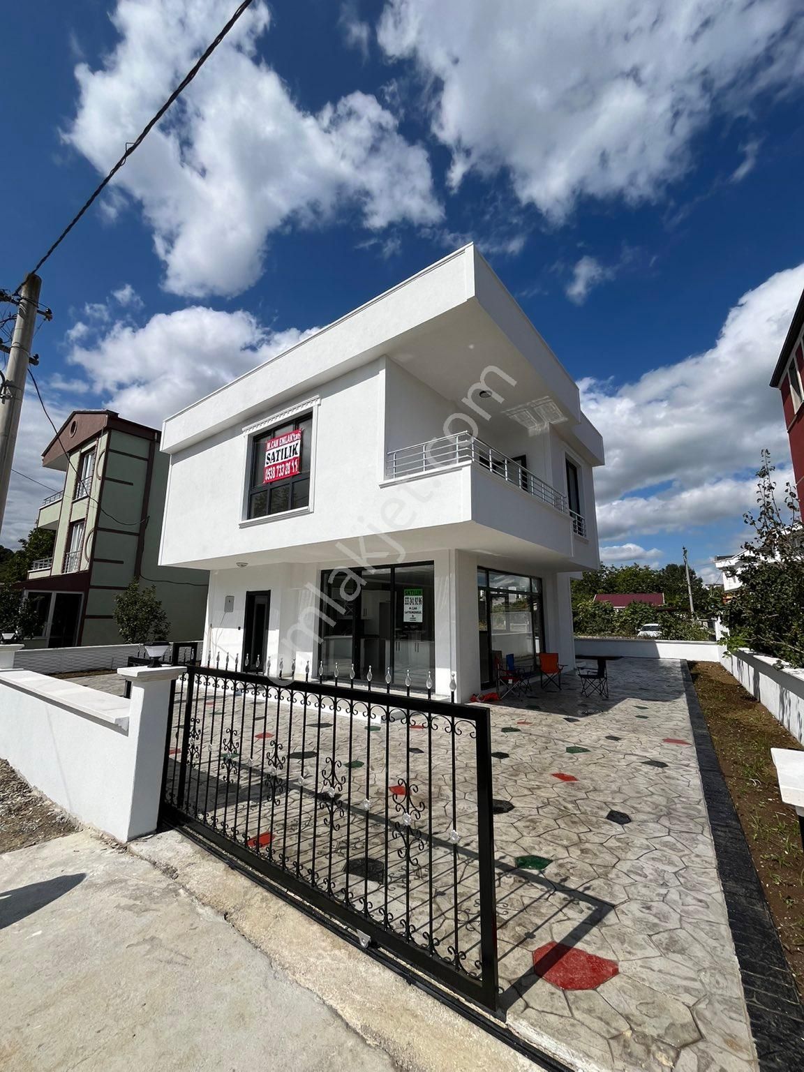 Atakum Yalı Satılık Daire M.can Emlaktan Satılık Villa