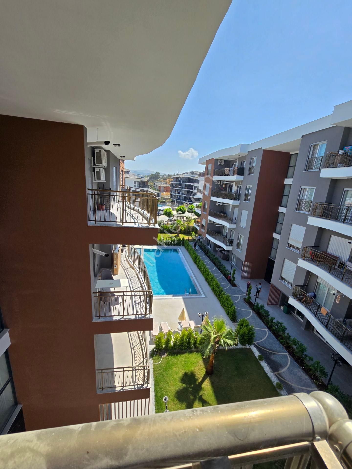 Kuşadası Değirmendere Mevkiinde 2+1 85m²havuzlu Güvenlikli Otoparklı Sitede Lux Daireler - Görsel 33