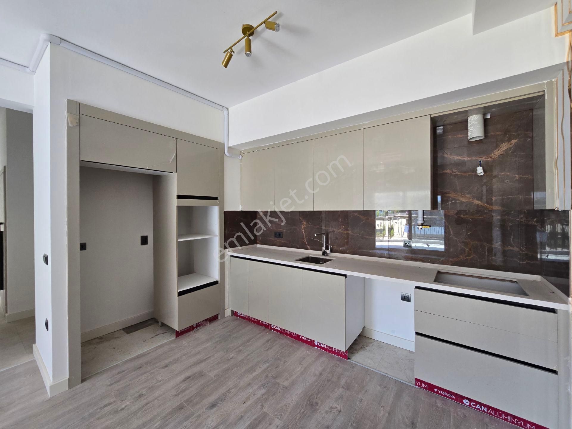 Kuşadası Değirmendere Mevkiinde 2+1 85m²havuzlu Güvenlikli Otoparklı Sitede Lux Daireler - Görsel 32