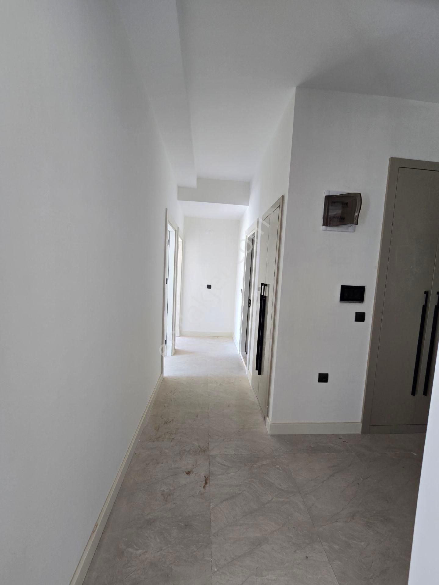 Kuşadası Değirmendere Mevkiinde 2+1 85m²havuzlu Güvenlikli Otoparklı Sitede Lux Daireler - Görsel 29