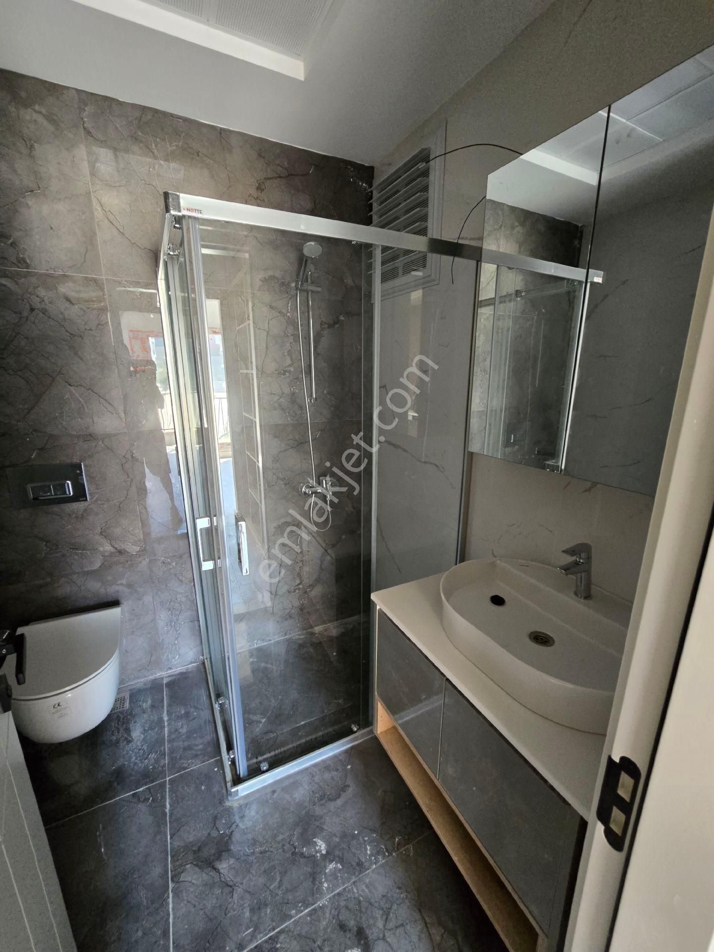 Kuşadası Değirmendere Mevkiinde 2+1 85m²havuzlu Güvenlikli Otoparklı Sitede Lux Daireler - Görsel 21