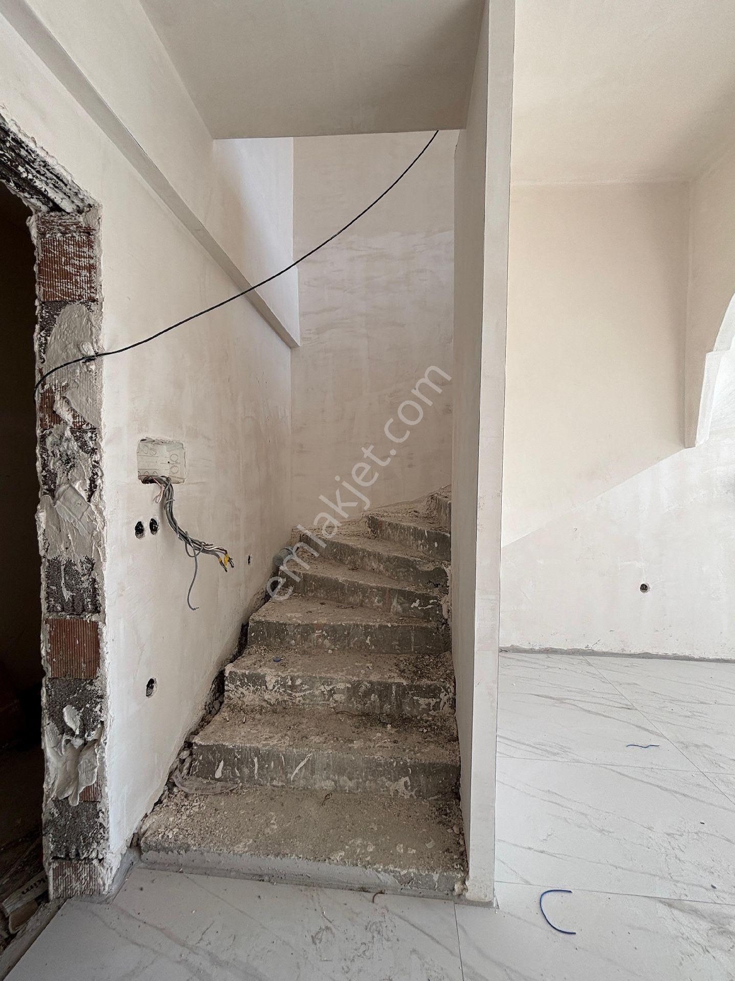 Kuşadası'nda Muhteşem Ultralux Full Denizmanzaralı 2+1 3+1 Daireler - Görsel 22