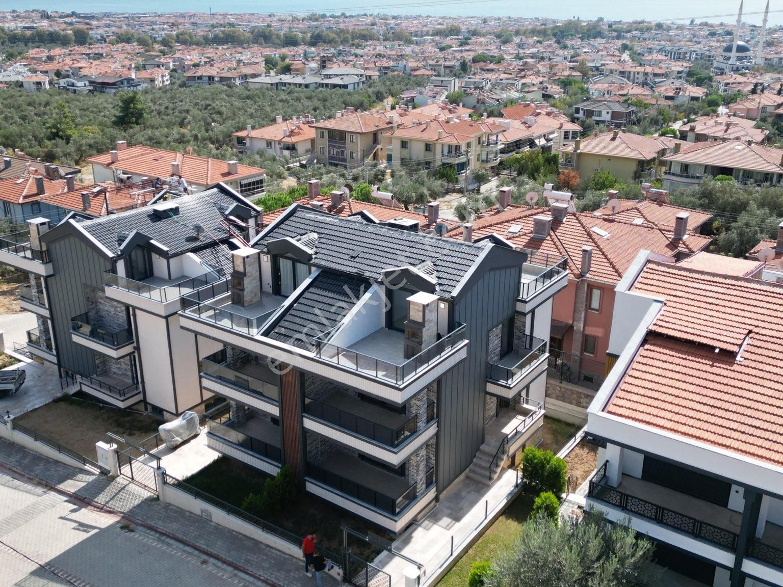 Edremit Altınoluk Satılık Villa  KÖŞK EMLAK'tan ALTINOLUKTA DENİZ ve DOĞA MANZARALI ULTRA LÜX+  VİLLA