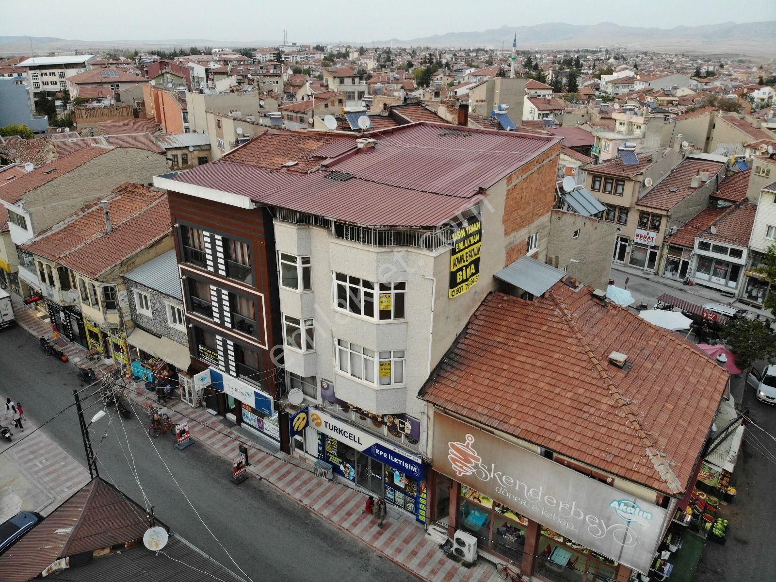 Bolvadin Emrullah Satılık Bina  YASİN YAMAN EMLAKDAN BOLVADİN ÇARŞI MERKEZDE KOMPLE SATILIK BİNA