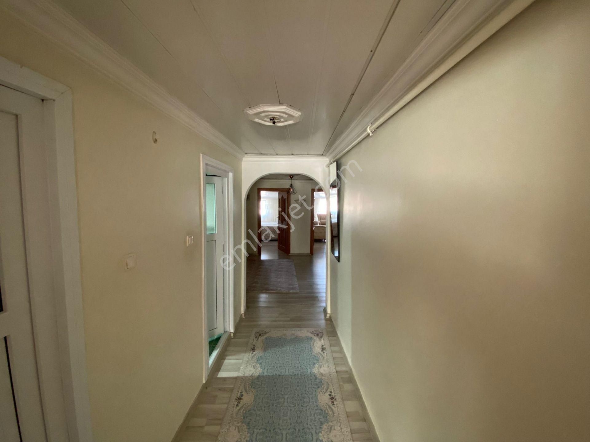 Poligon Cad. Hakanlar İnşaattan Satılık 130m2 2+1 Çatı Katı - Görsel 14