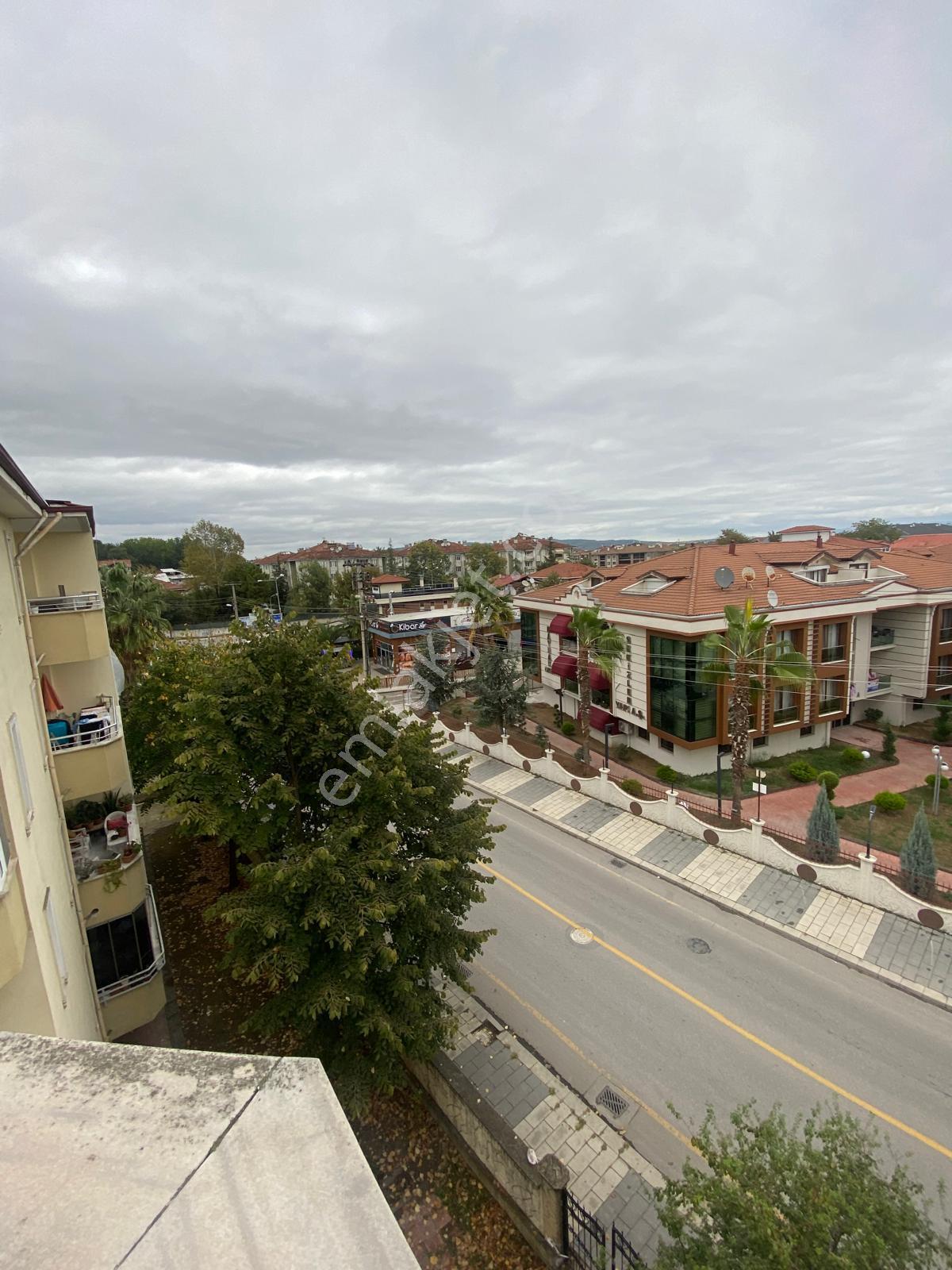 Muhteşem Konumda Fırsat Daire!!!!! Remax Ay Nagehan Gülçeler... - Görsel 5