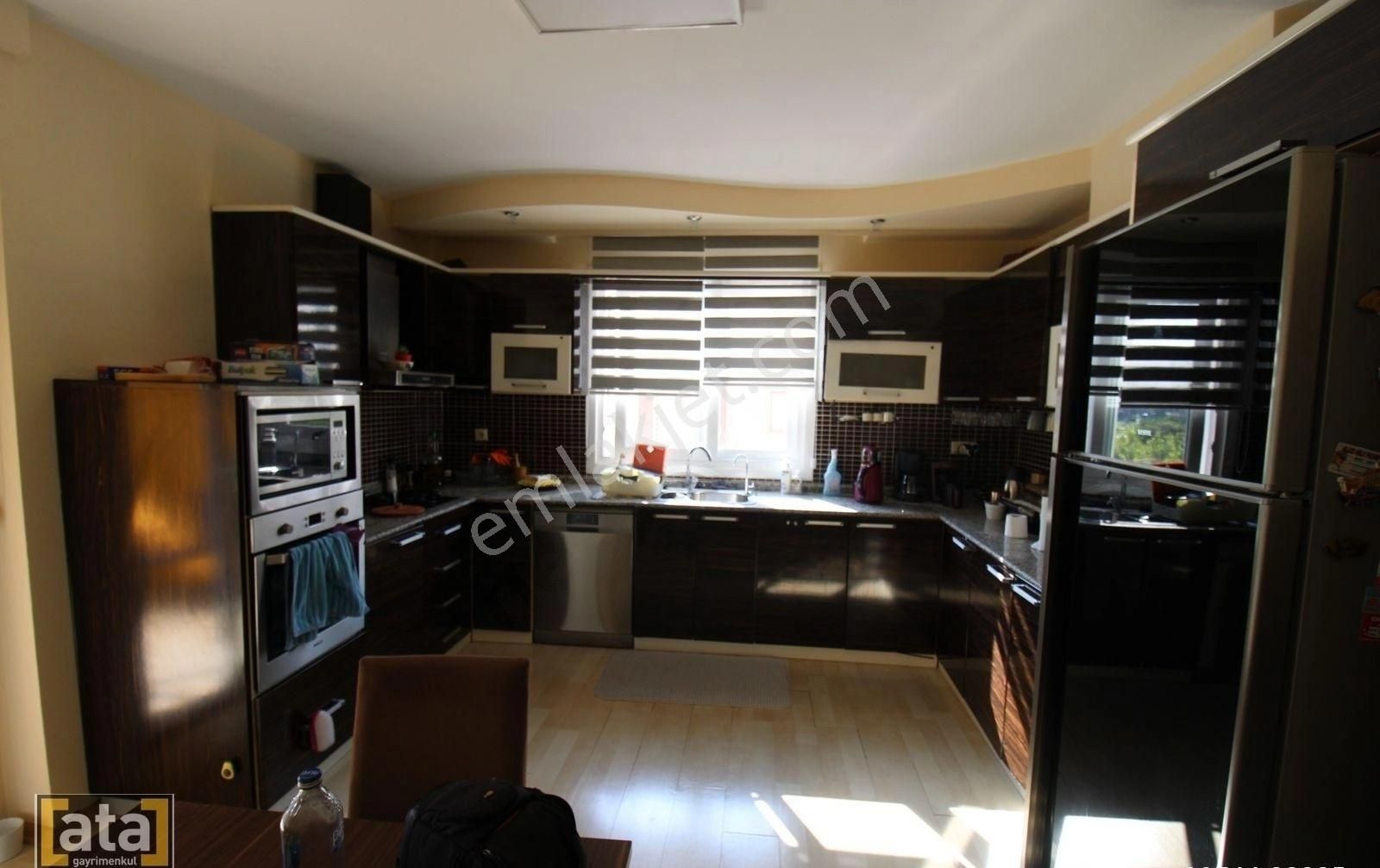 Mersin Mezitli Menderes Mah Site İçerisinde Çift Banyolu 3+1 Lüx Daire - Görsel 21