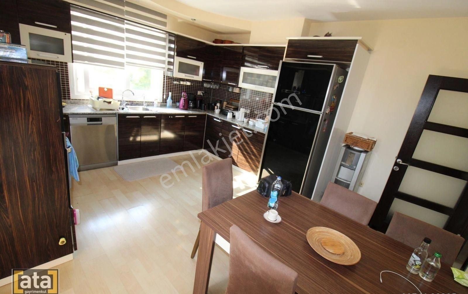 Mersin Mezitli Menderes Mah Site İçerisinde Çift Banyolu 3+1 Lüx Daire - Görsel 29