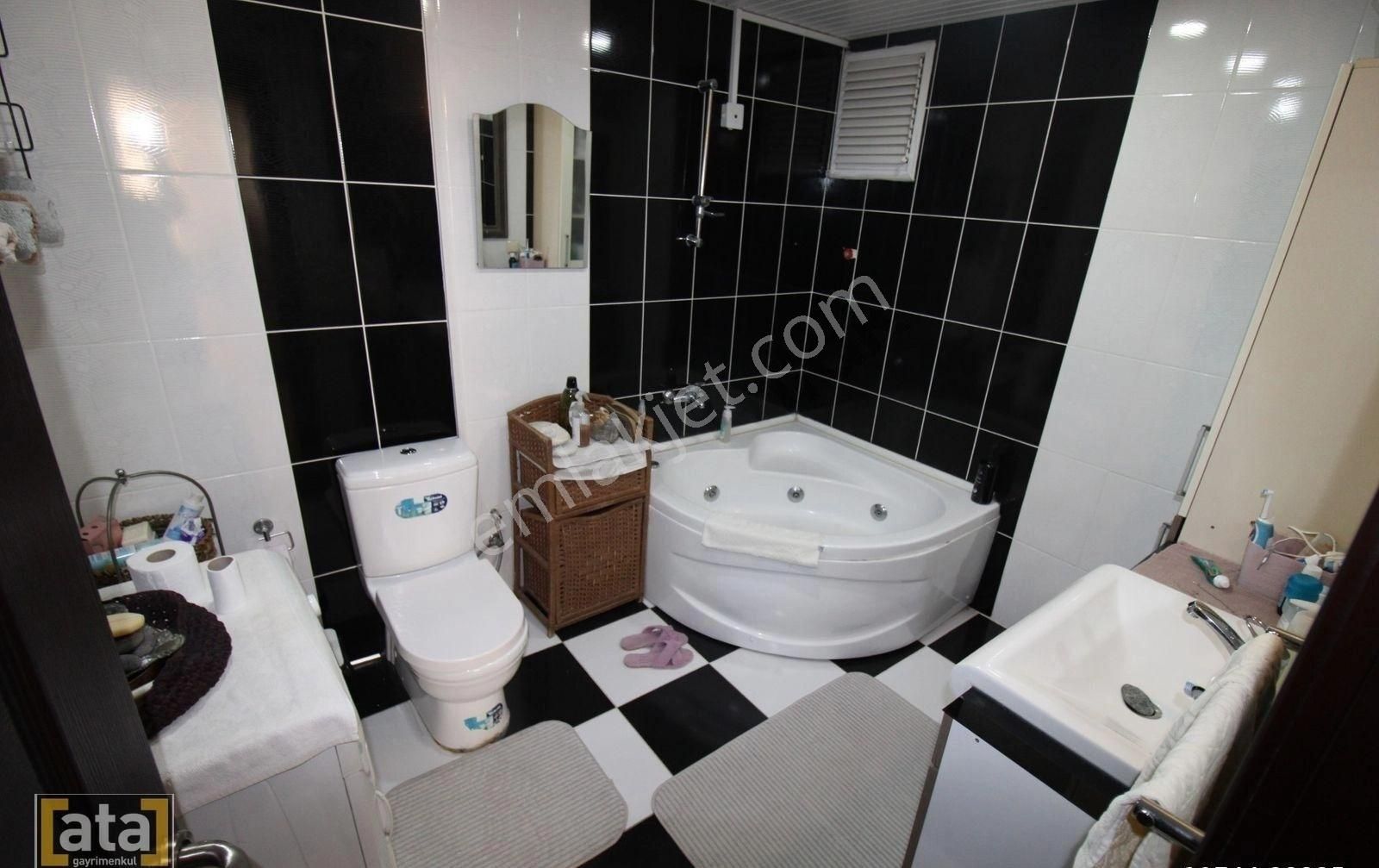 Mersin Mezitli Menderes Mah Site İçerisinde Çift Banyolu 3+1 Lüx Daire - Görsel 28