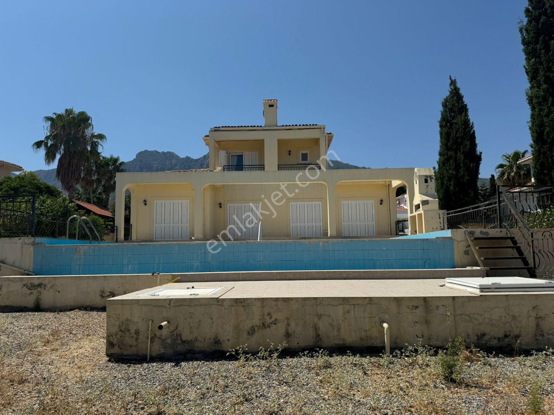 Girne Alsancak Bolgesinde Satılık Villa - Görsel 4