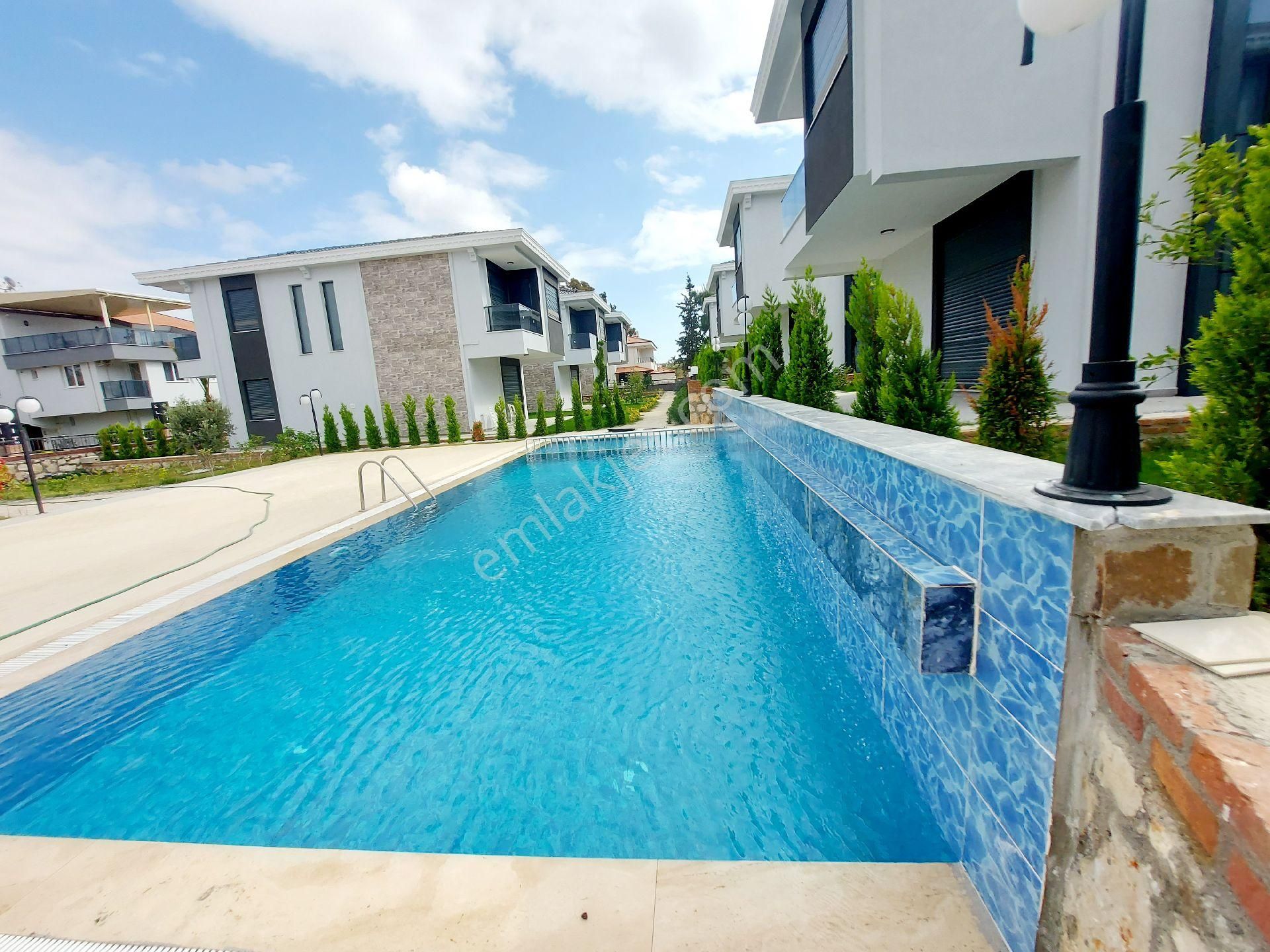 Didimde Havuzlu Site İçerisinde 3+1 Ayrı Mutfaklı Lüx Villalar - Görsel 3