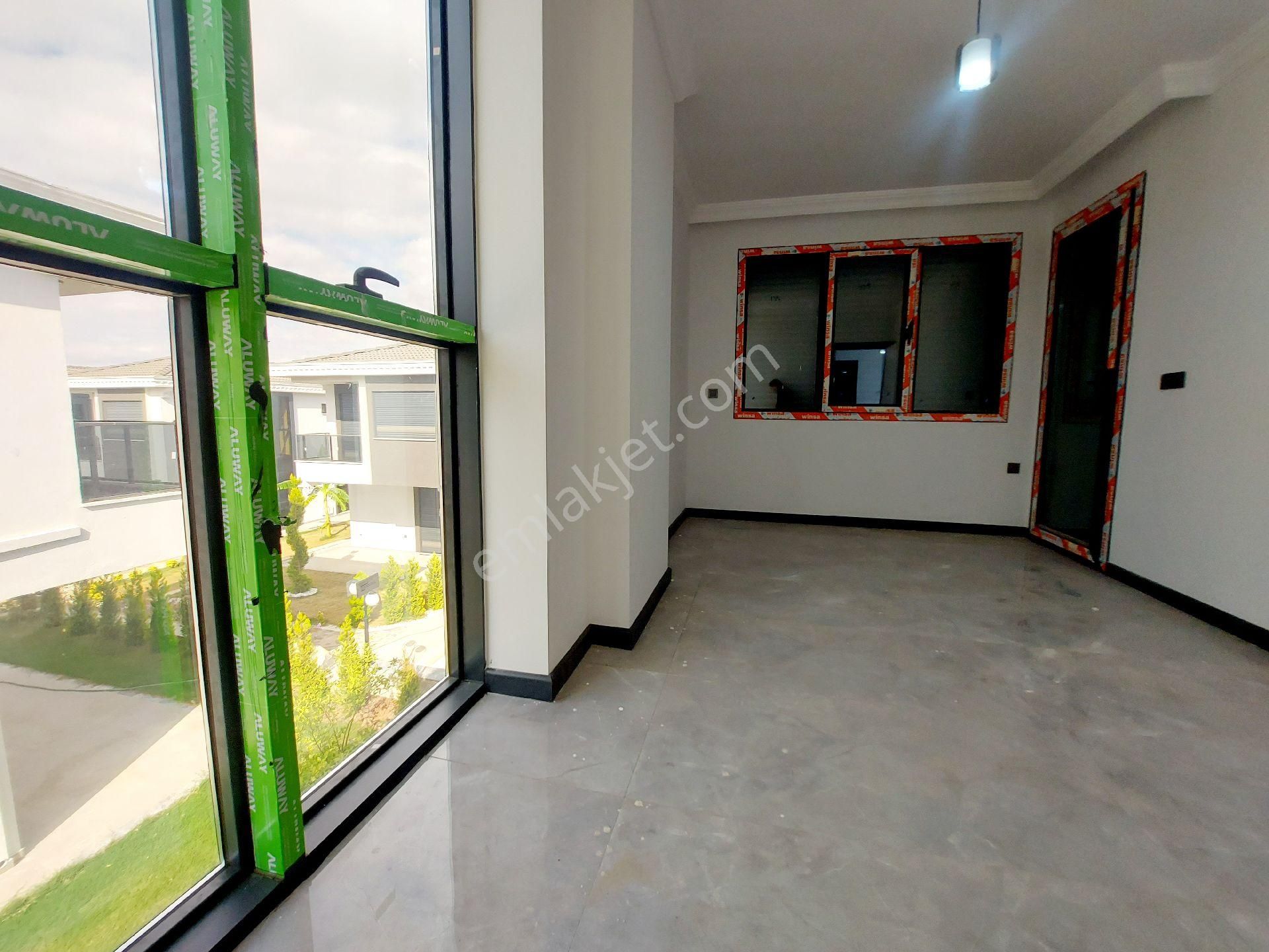 Didimde Havuzlu Site İçerisinde 3+1 Ayrı Mutfaklı Lüx Villalar - Görsel 29