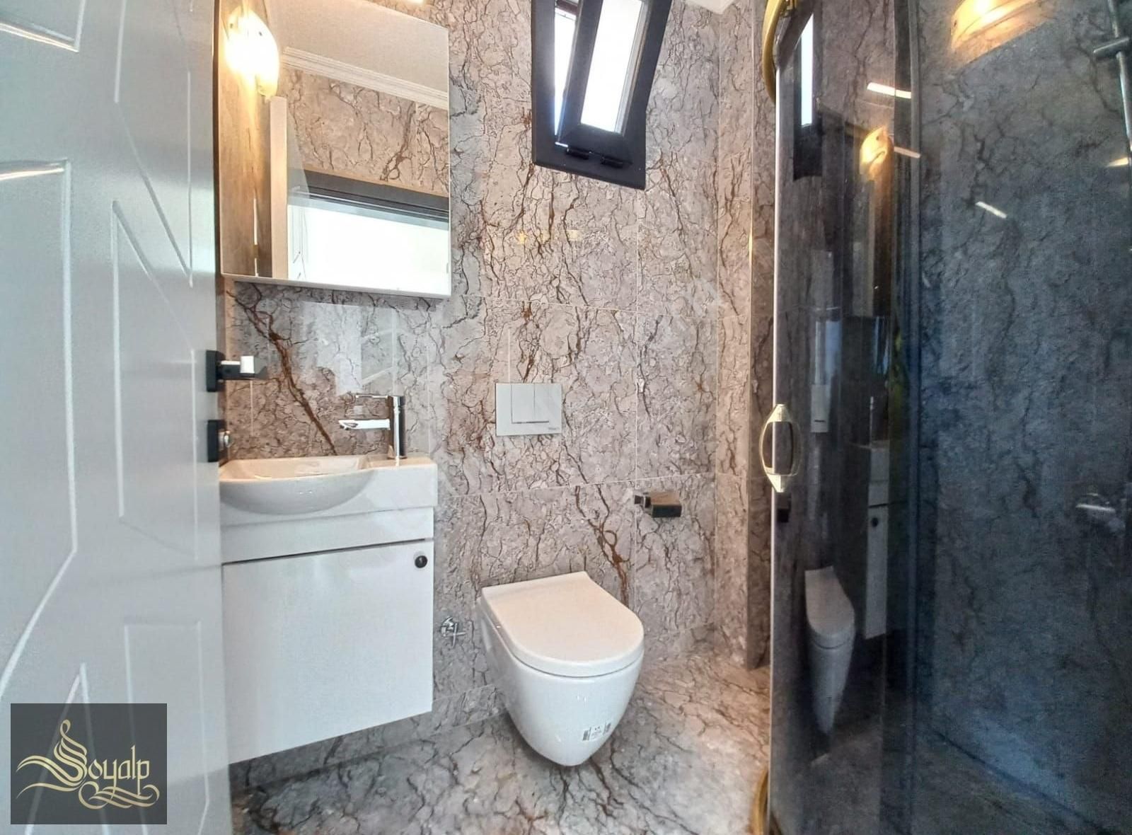 Didim Akbükte Sahile 150m 5+1+2 Son Sistem Akıllı Havuzlu Villa - Görsel 18