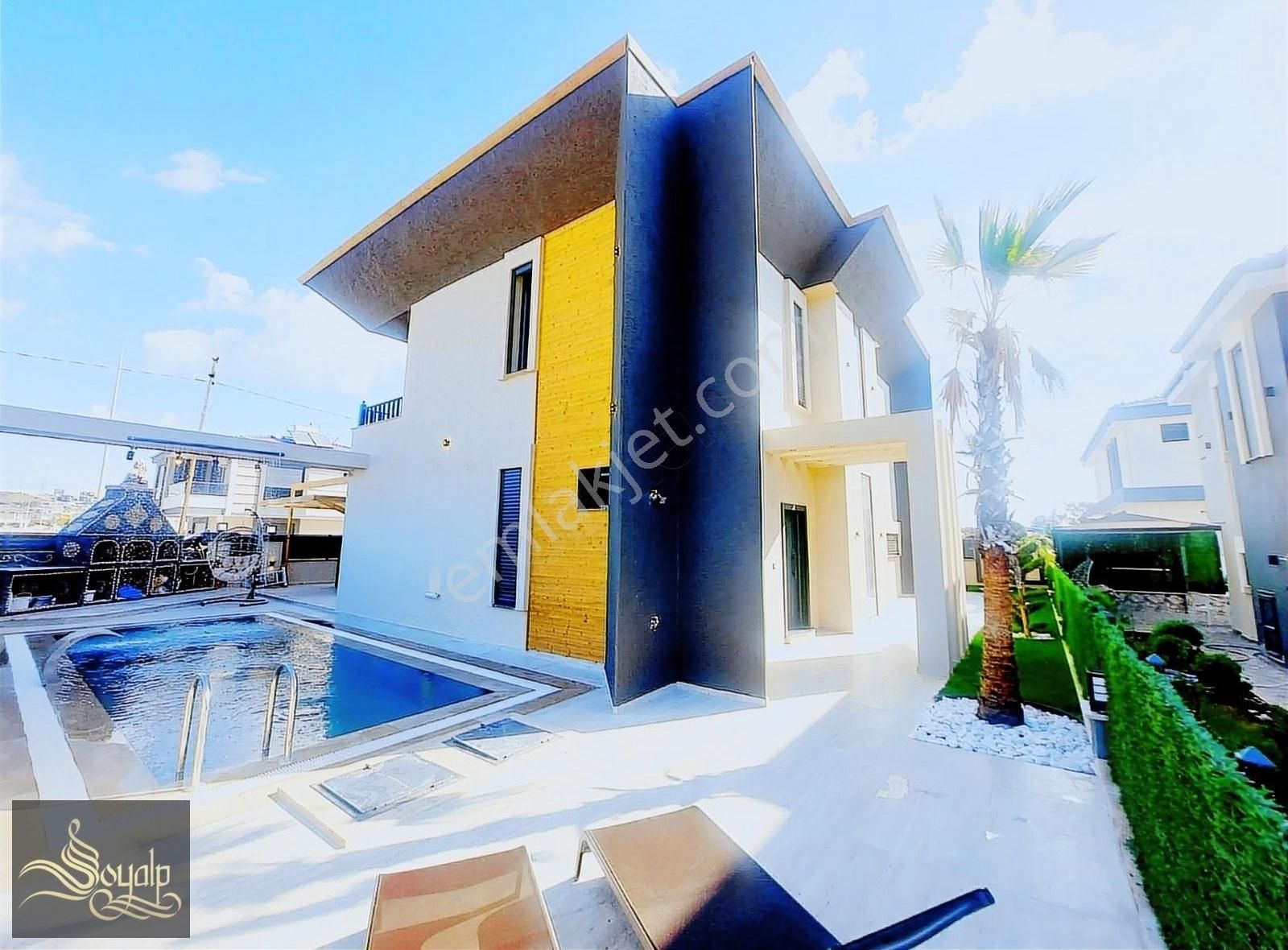 Didim Efeler Satılık Villa DİDİM'DE YİNE YENİ ŞIK TASARIMLI 4+1 TAM MÜSTAKİL AKILLI VİLLASI