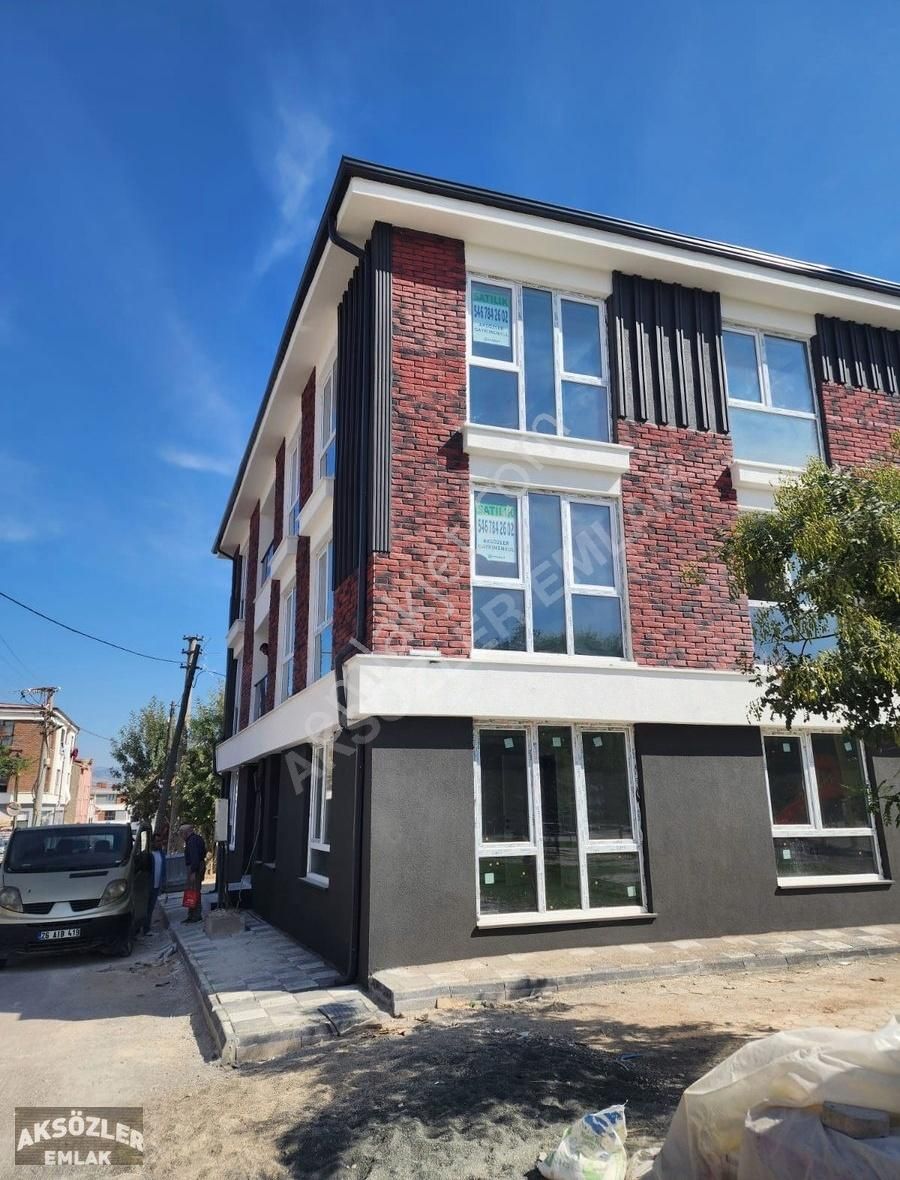 Tepebaşı Esentepe Satılık Daire AKSÖZLERDEN YEŞİLMEYDAN CADDESİNDE ULTRA GENİŞ 2+1 DAİRELER