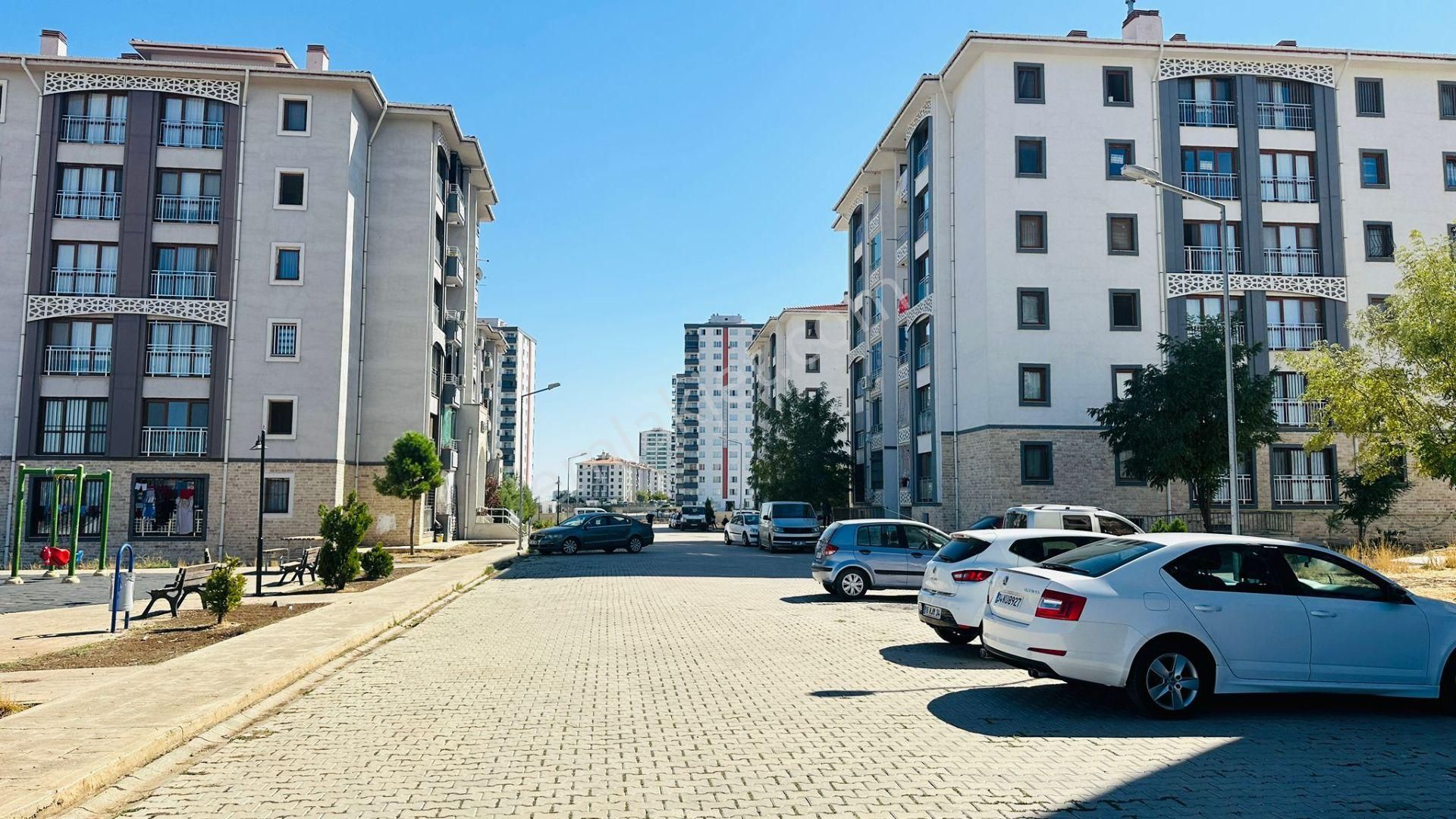 Yenişehir Üçkuyu Satılık Daire   DİYARBAKIR ÜÇKUYU 808 TOKİ KONUTLARINDA SAHİBİNDEN 3+1DAİRE