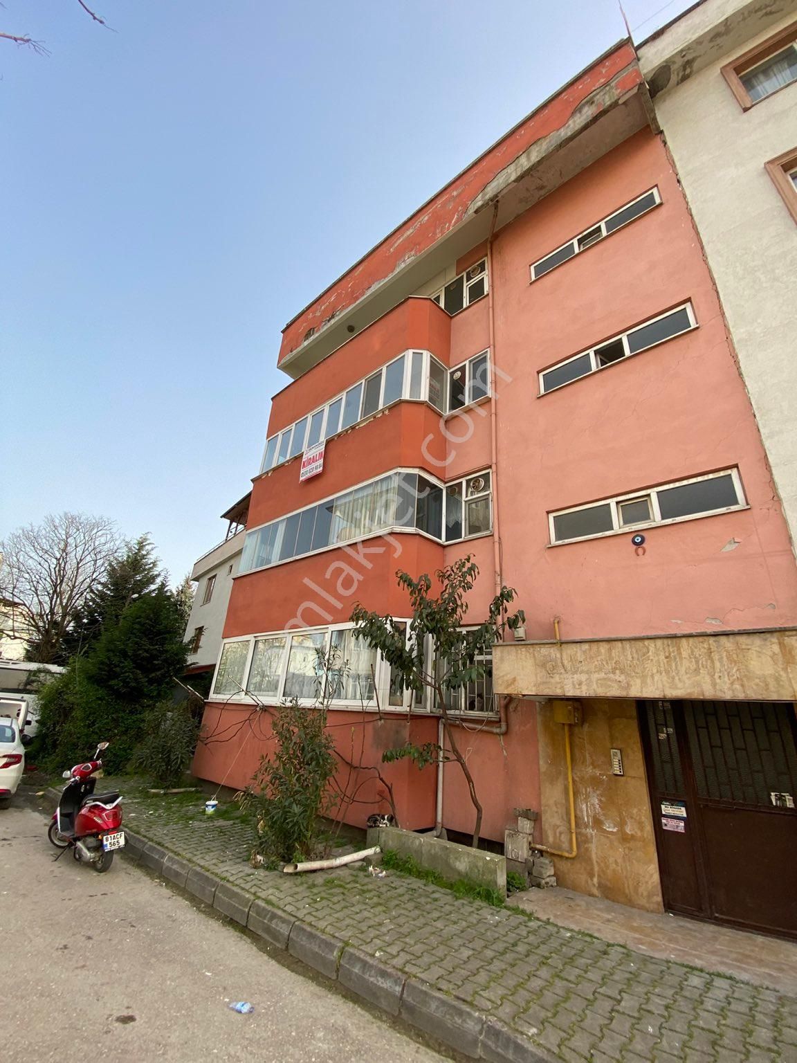 Düzce Merkez Burhaniye Kiralık Daire  AKMANOĞLU EMLAK'TAN KİRALIK 2+1 110 M2 ÇİFT BOLKONLU DOĞALGAZLI DAİRE