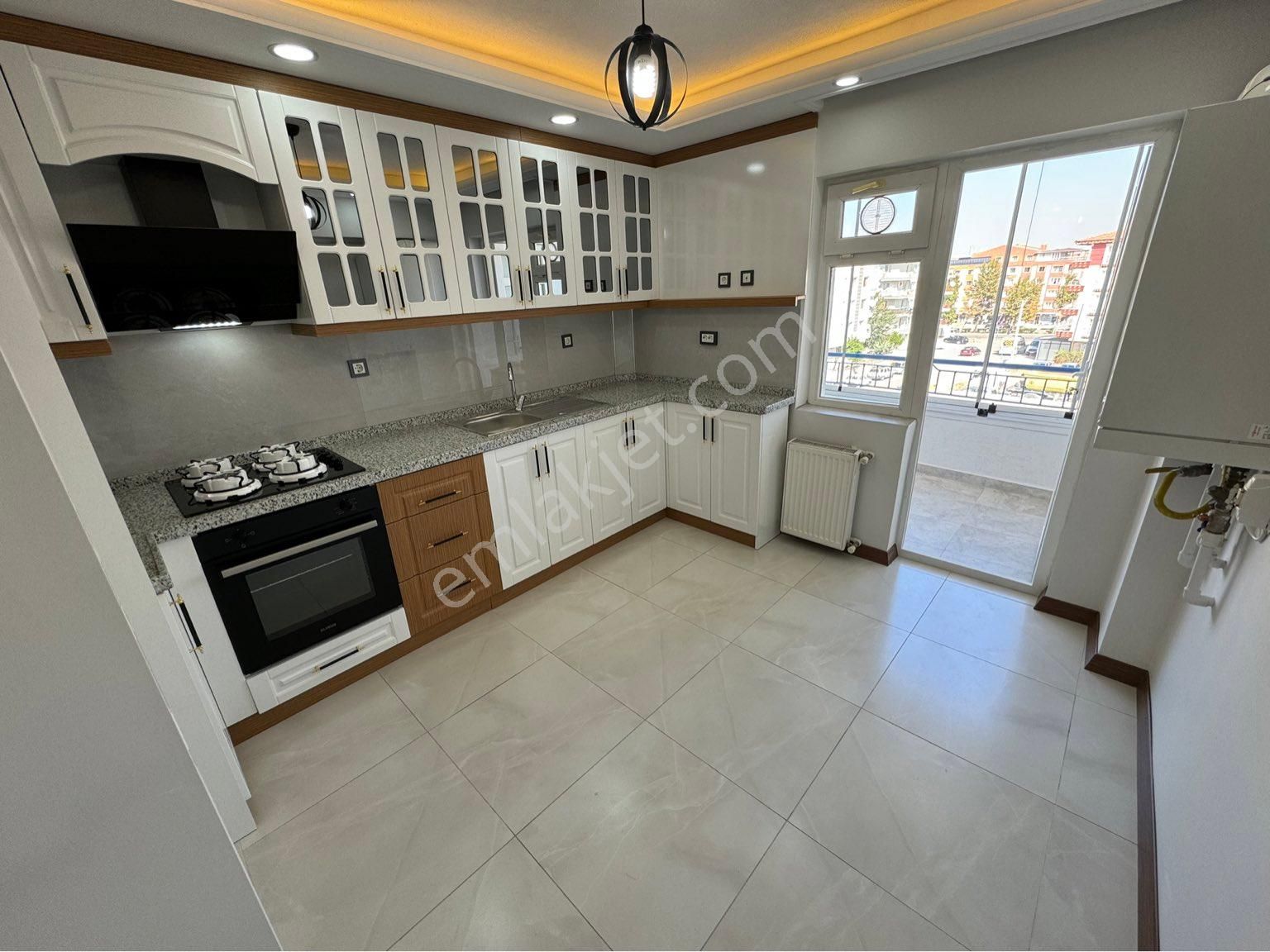 Sincan Malazgirt Satılık Daire SİNCAN MALAZGİRT MH'DE 3+1 ASANSÖRLÜ FULL+FULL YAPILI ÖN CEPHE MANZARALI DAİRE