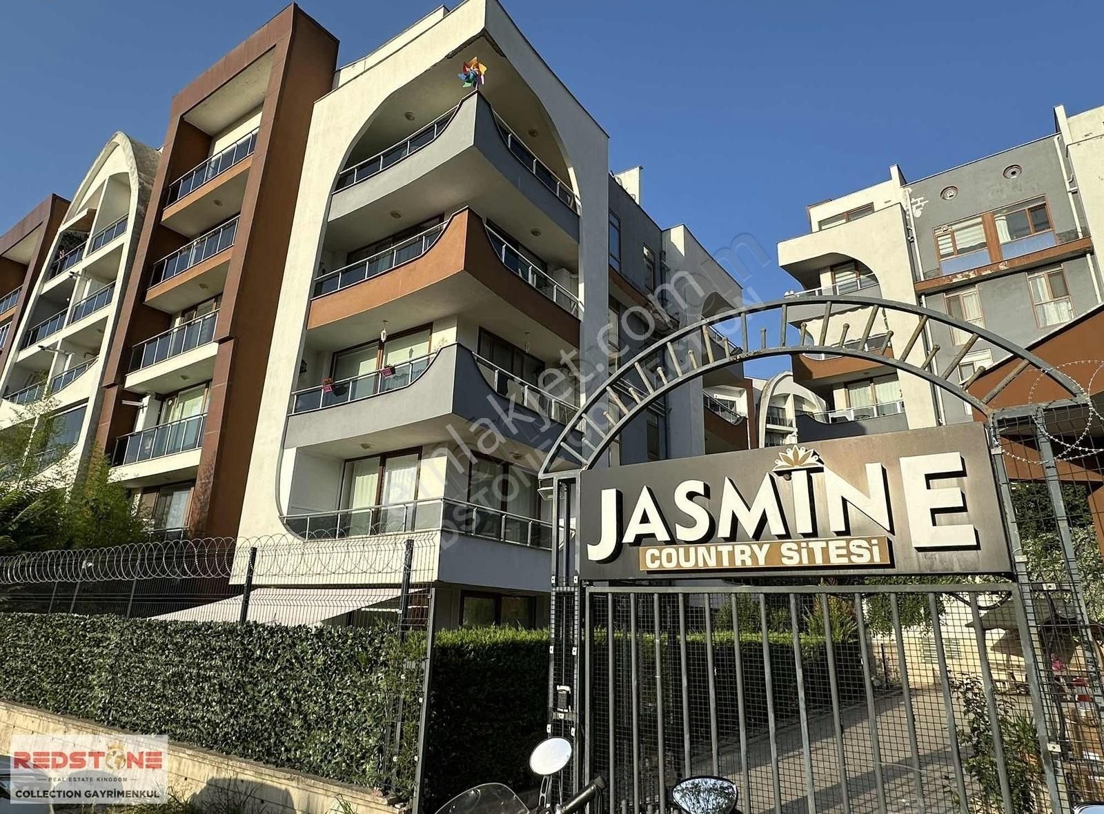 İzmit Alikahya Fatih Kiralık Daire Jasmin Country Eşyalı Dubleks Kiralık Daire