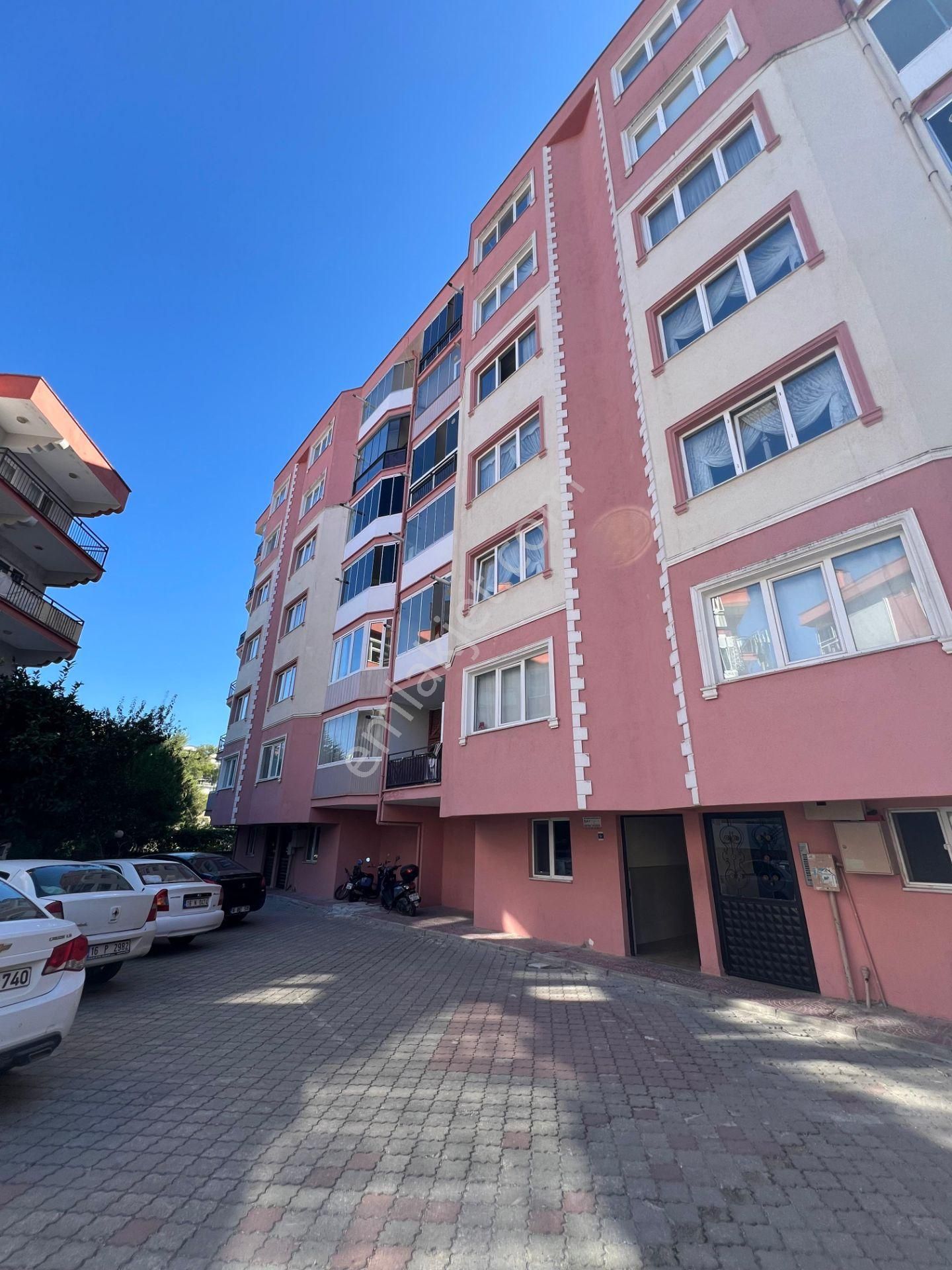 Mudanya Güzelyalı Eğitim Satılık Daire  KURTULUŞ'TAN EĞİTİM'DE SATILIK 3+1 135M2 DENİZ MANZARALI DAİRE