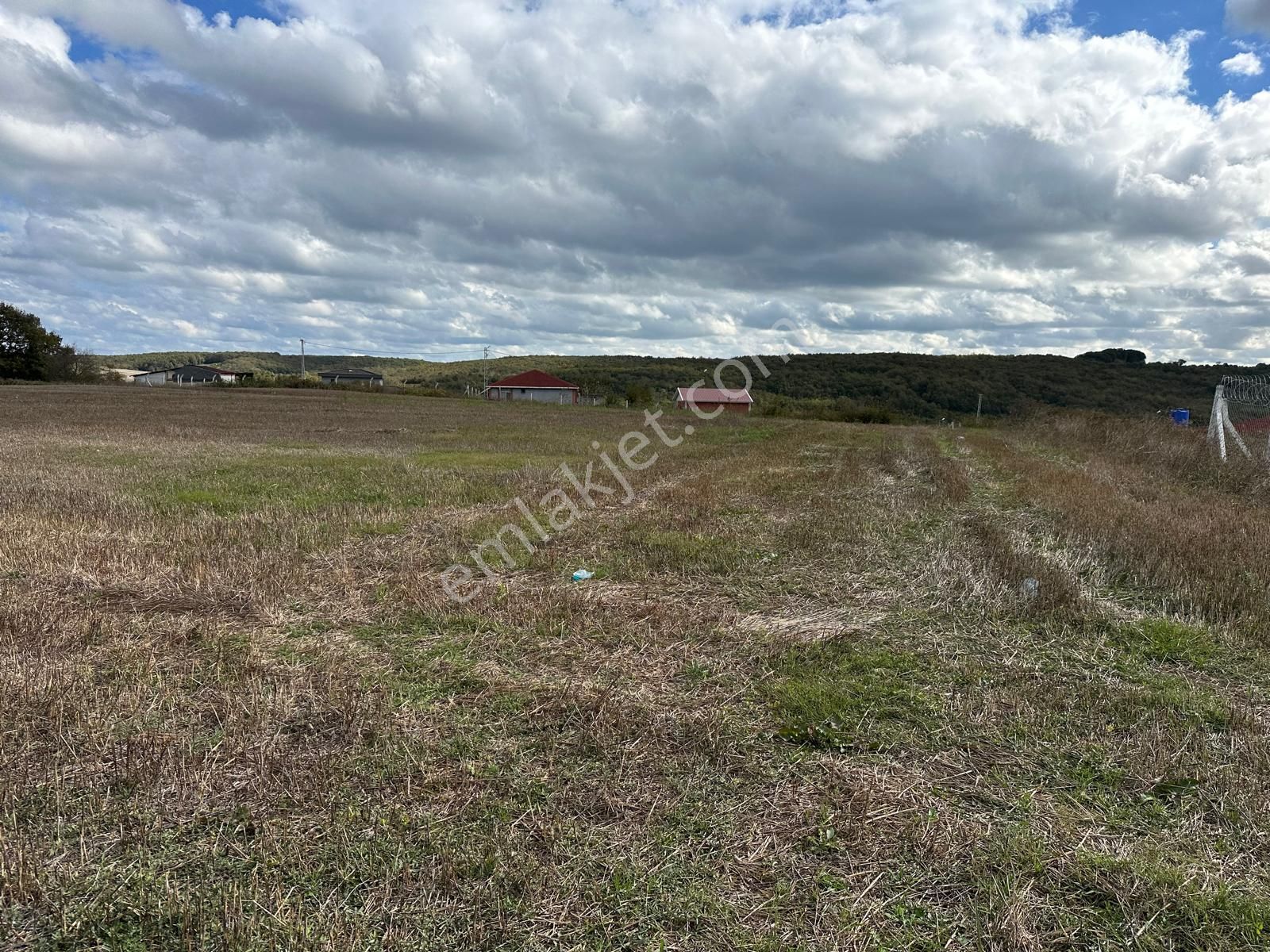 Mergen Grup Gayrimenkul'den Çatalca Çiftlikköyde Yerleşim Alanında 302 M2 İmarlı Arsa - Görsel 6