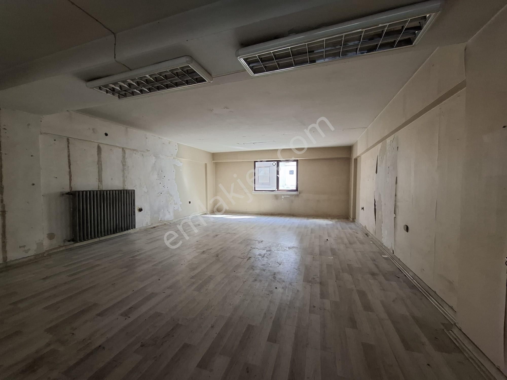 Ankara Altındağ Kiralık İşhanı Katı  ZÜBEYDE HANIM MAHALLESİ ARÇACIOĞLU İŞHANI