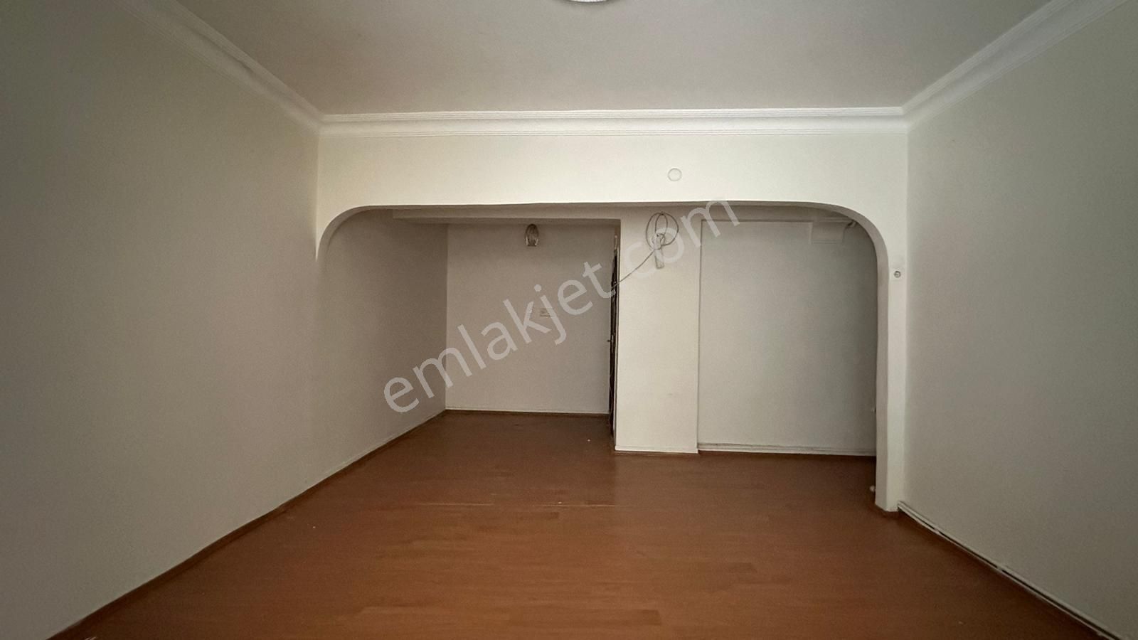 Bahçelievler Soğanlı Kiralık Daire Başokur'dan Bahçelievler Mustafa Kemalpaşa Caddesi üzeri 2+1