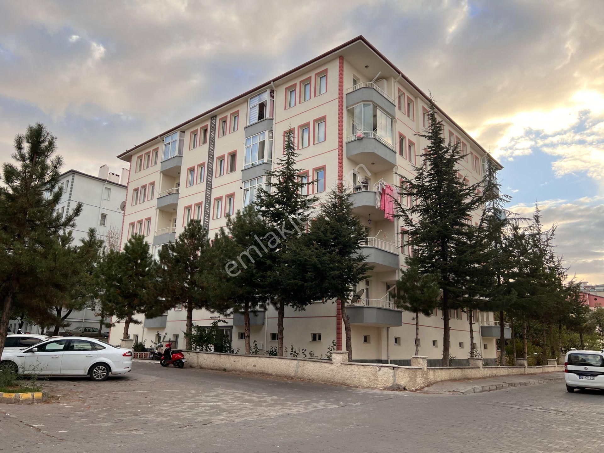 Nevşehir Merkez Güzelyurt Satılık Daire  ŞANLIBABA EMLAK'TAN GÜZELYURT MAHALLESİNDE SATILIK 3+1 DAİRE