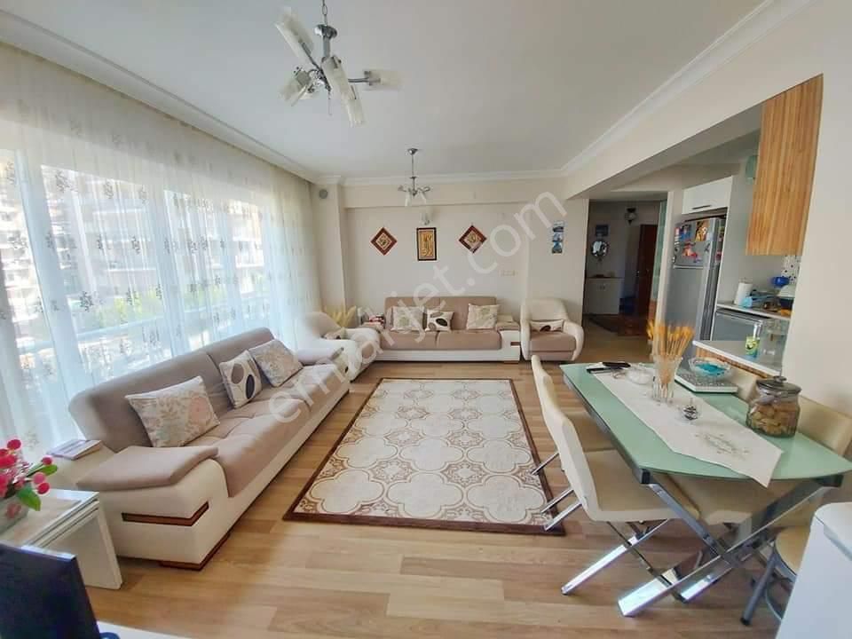 Kuşadası Ege Mahallesi Elit Havuzlu Otoparklı Güvenlikli Sitede 3+1 125m2 Deniz Manzara Doğalgazlı - Görsel 9