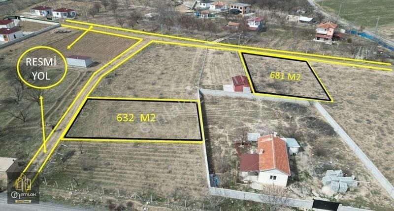 Bor Kemerhisar Bld. (Han) Satılık Konut İmarlı CM EMLAK Kemerhisar Han 681 m2 YOLA SIFIR MÜKEMMEL KONUM Arsalar