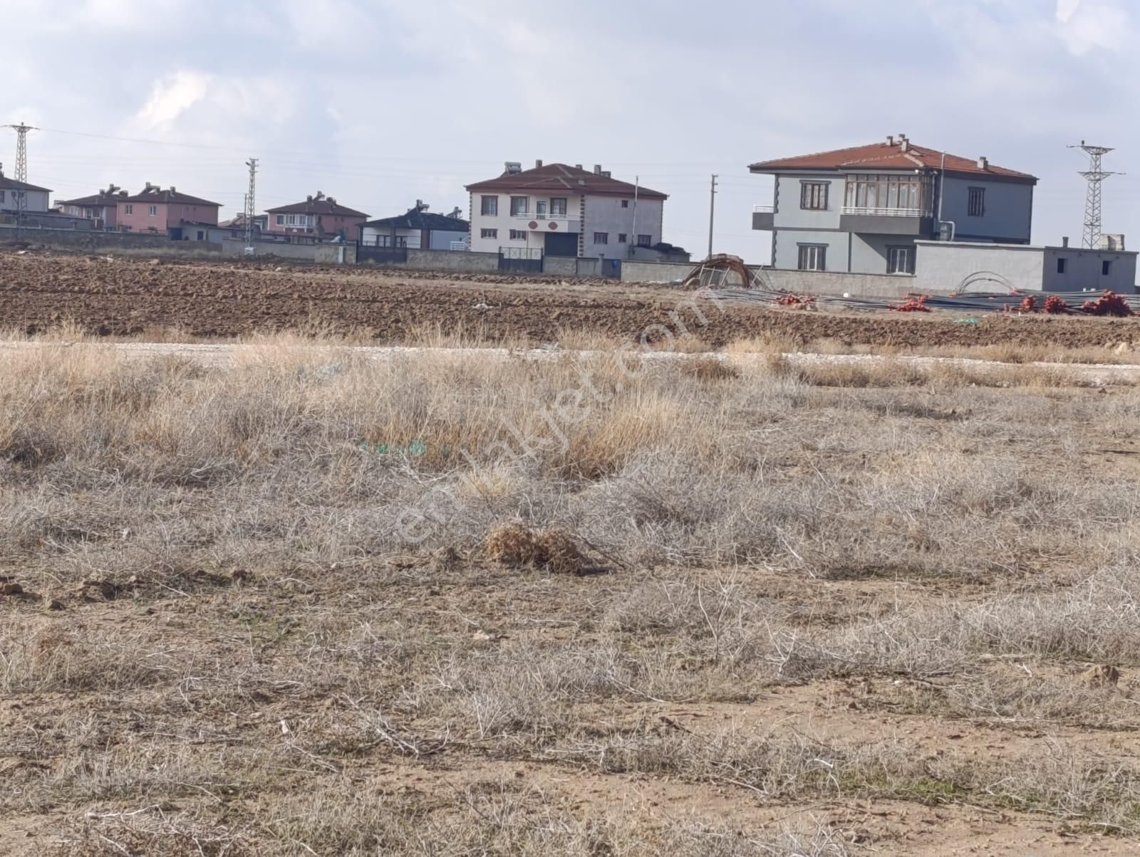 Niğde Merkez Sazlıca Bld. (Aşağı) Satılık Muhtelif Arsa Sazlıca Aşağı Mahalle Kaş Mevki 600 M2 Arsa Cm Emlak Tan