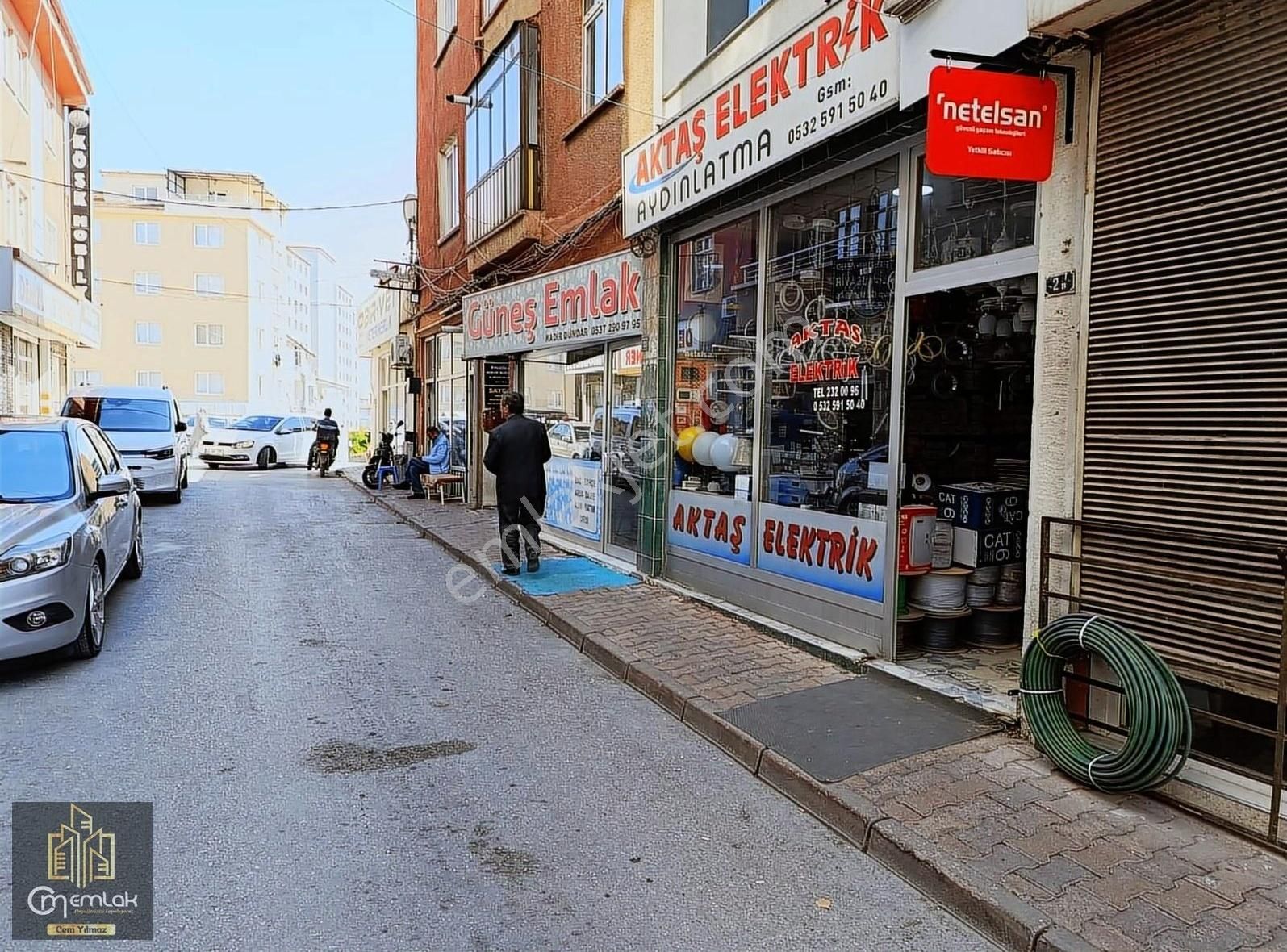 Niğde Merkez Esenbey Satılık Dükkan & Mağaza CM EMLAK PAŞAKAPI CADDESİ ÇINAR ET KARŞISI 25 M2 DÜKKAN